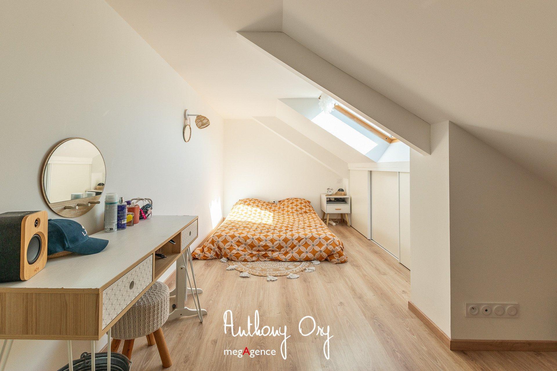 Miniature photo - 14 / 20