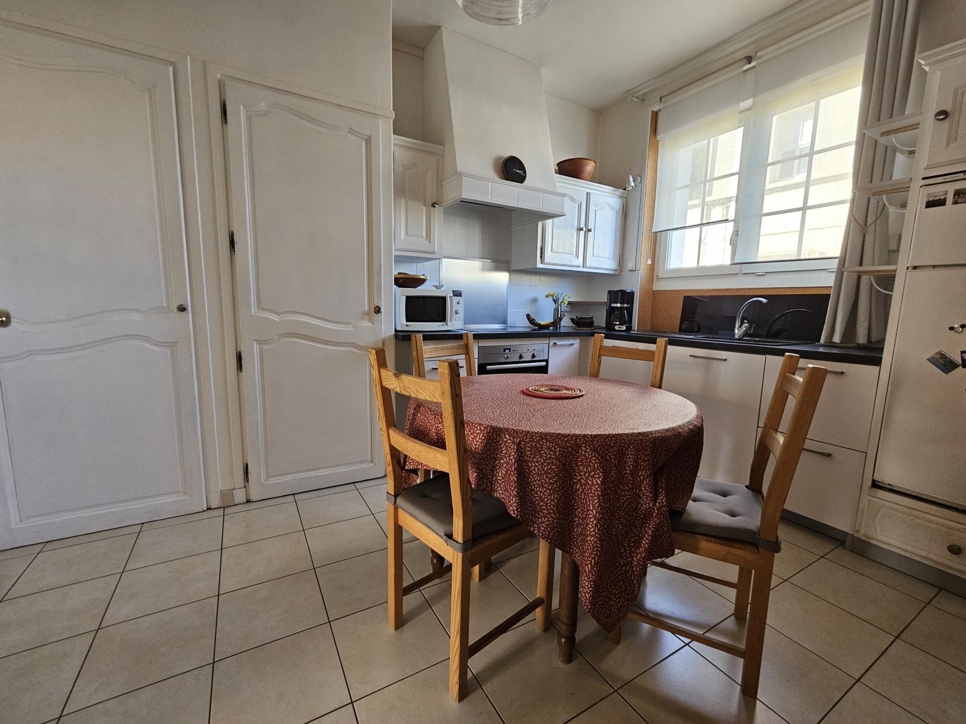 Miniature photo - 2 / 9