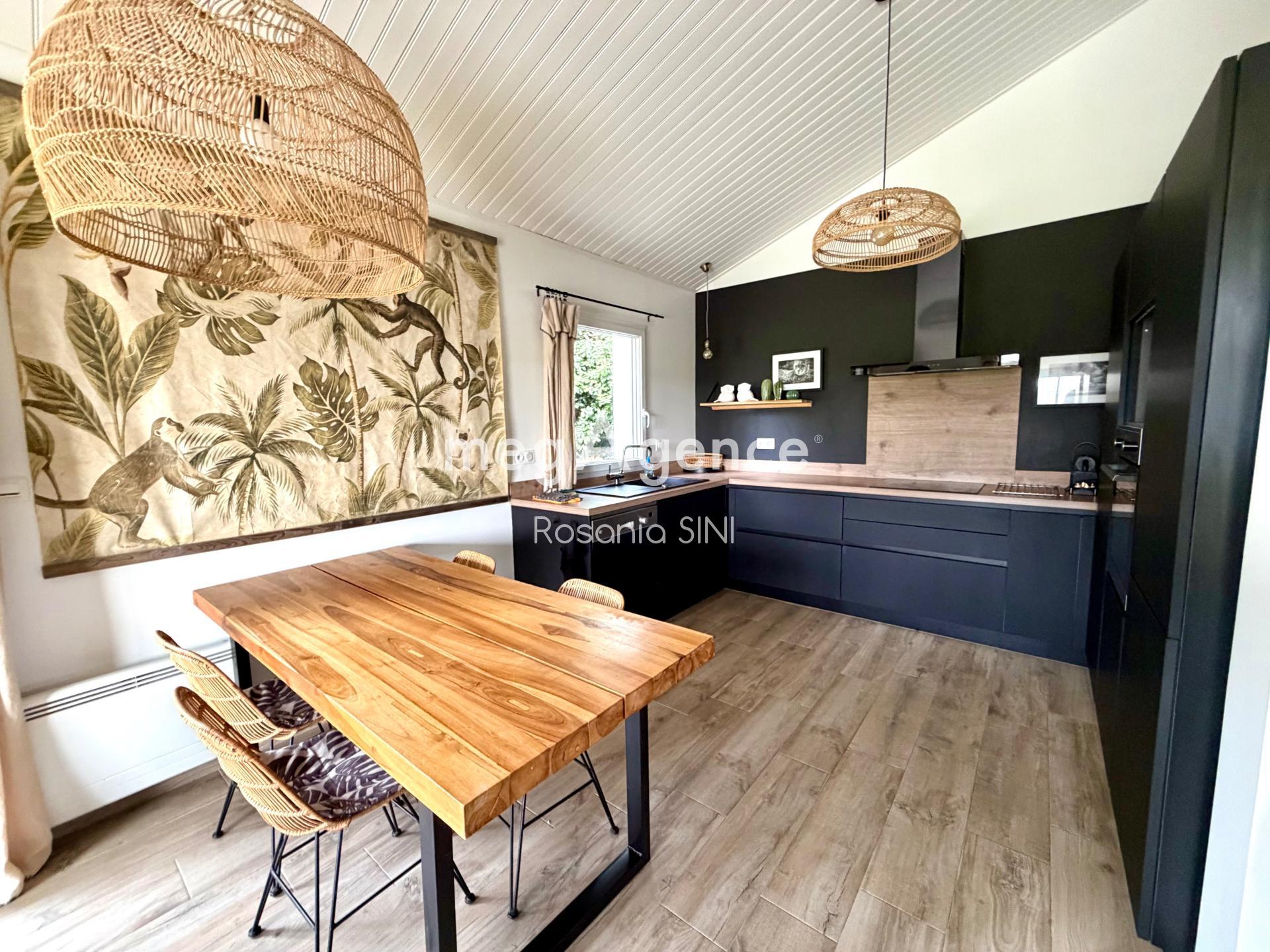 Miniature photo - 3 / 16