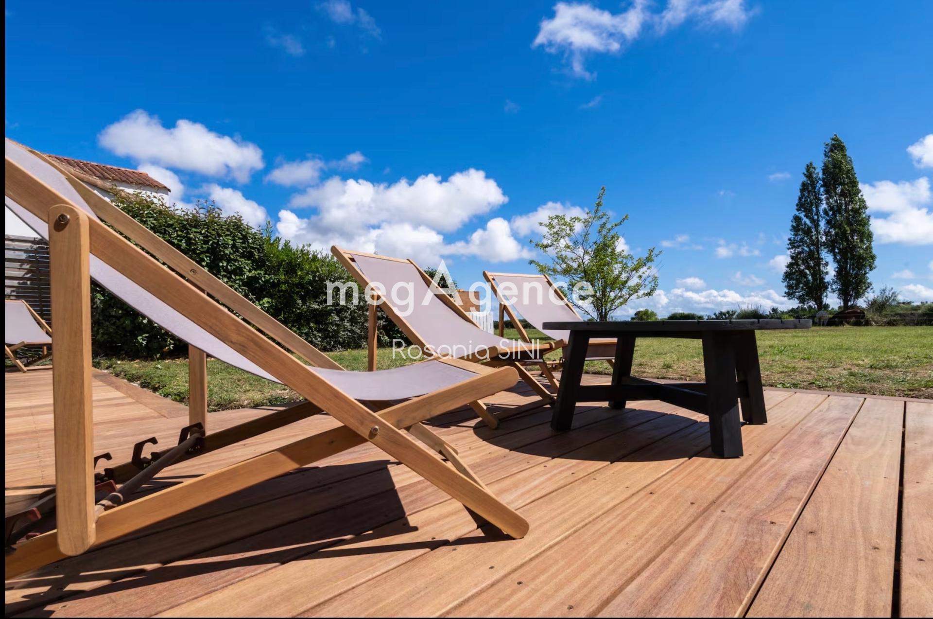 Miniature photo - 13 / 16