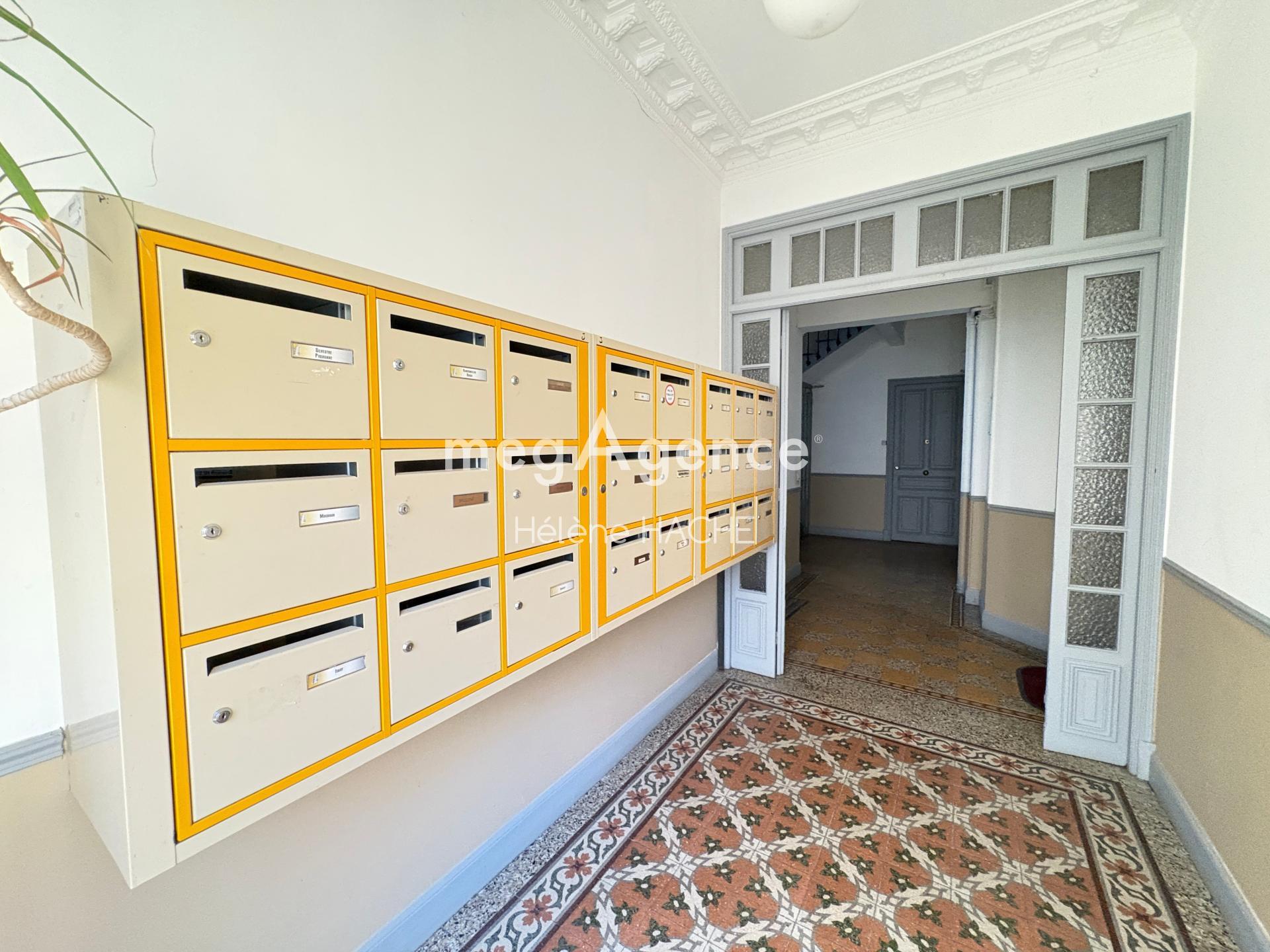 Miniature photo - 9 / 11