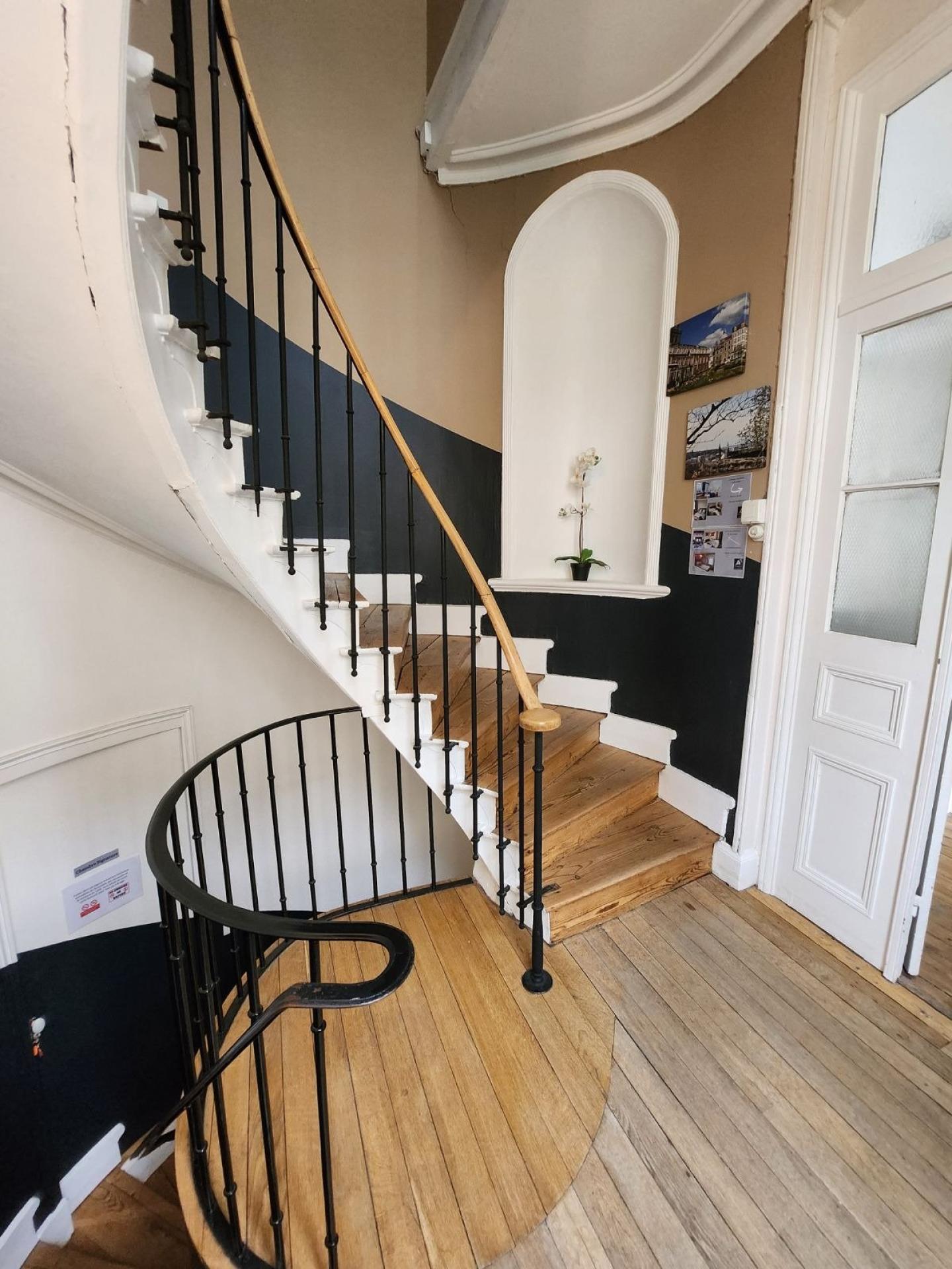 Miniature photo - 6 / 10