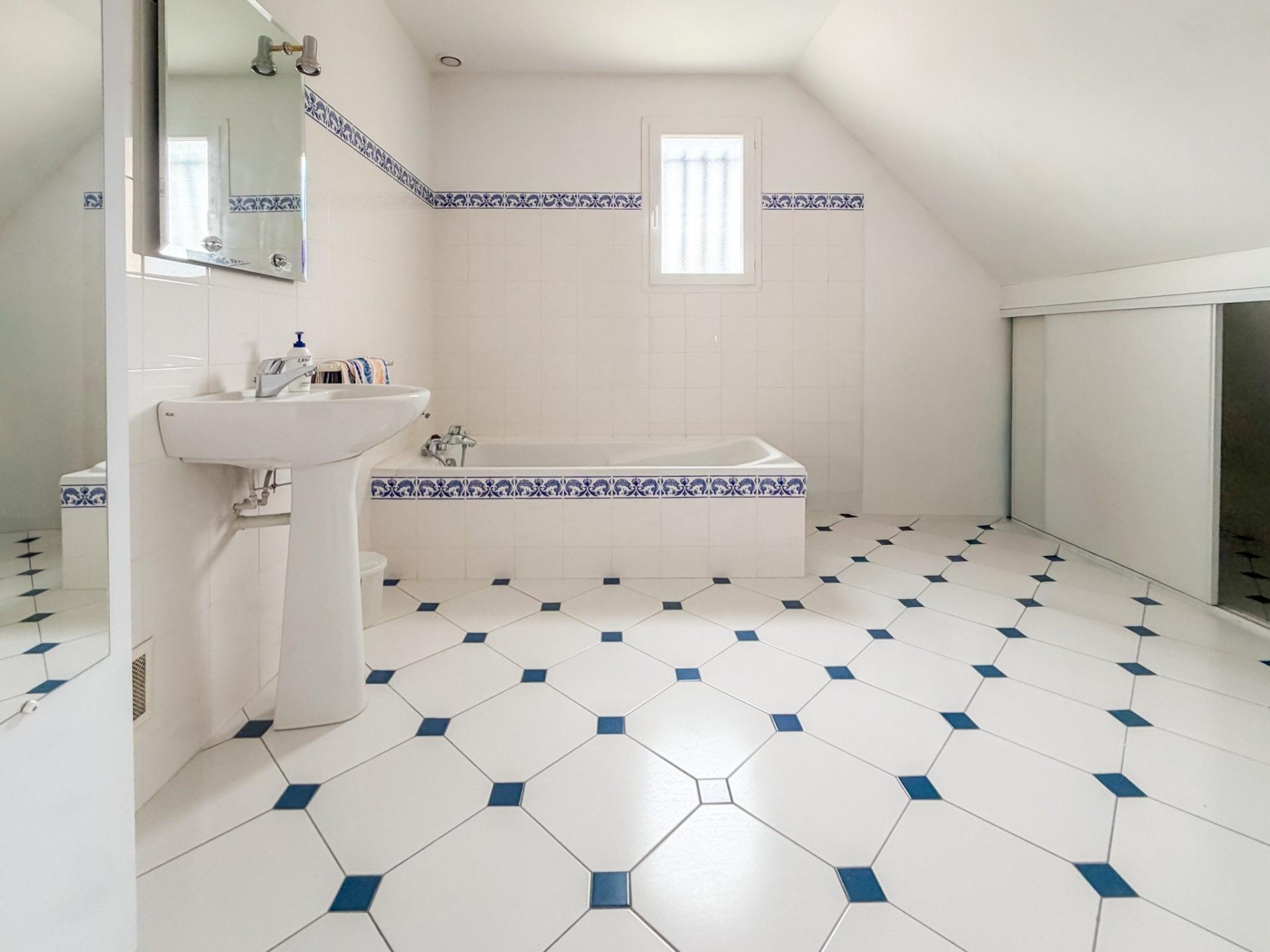 Miniature photo - 17 / 20