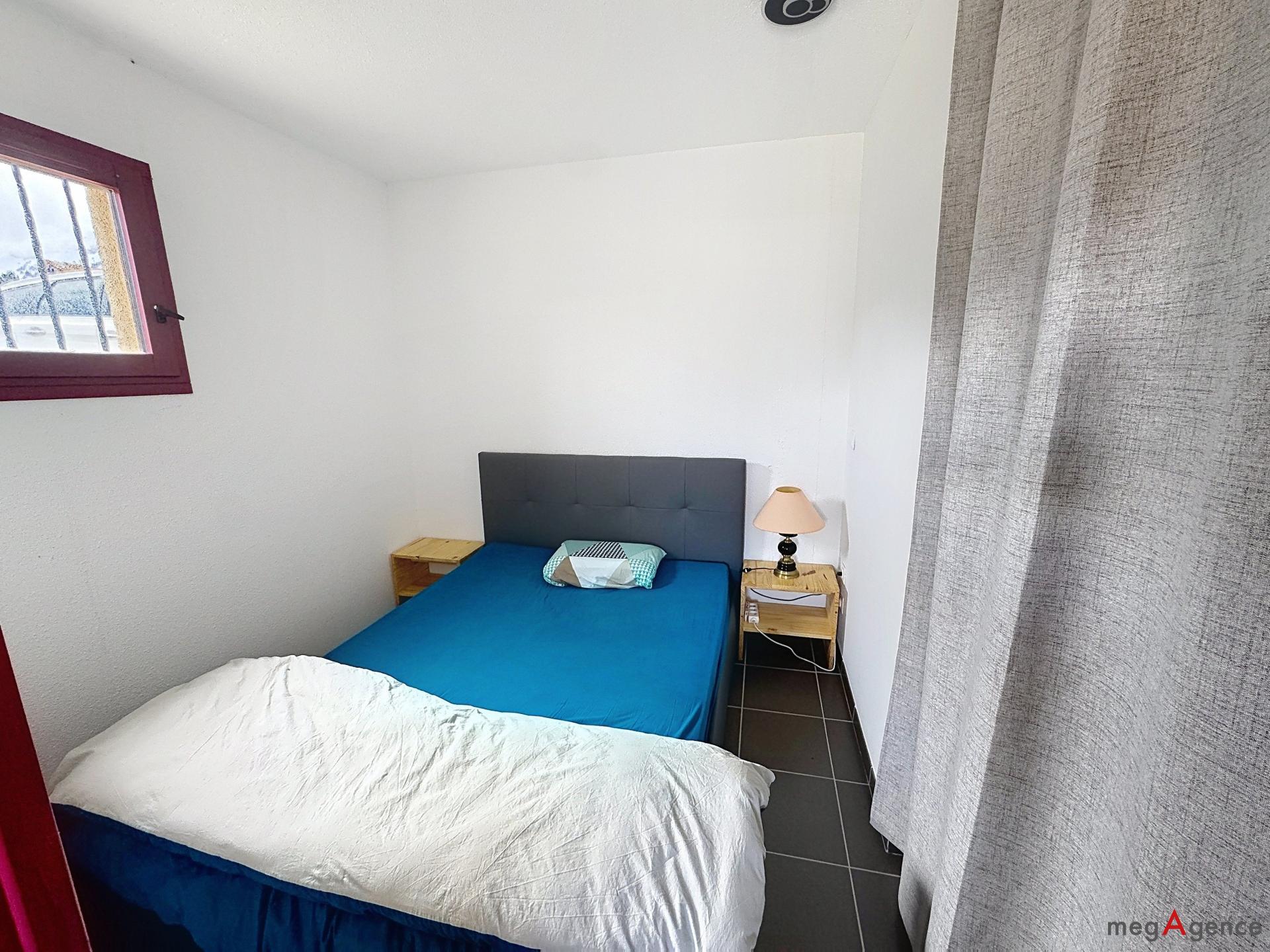 Miniature photo - 5 / 10