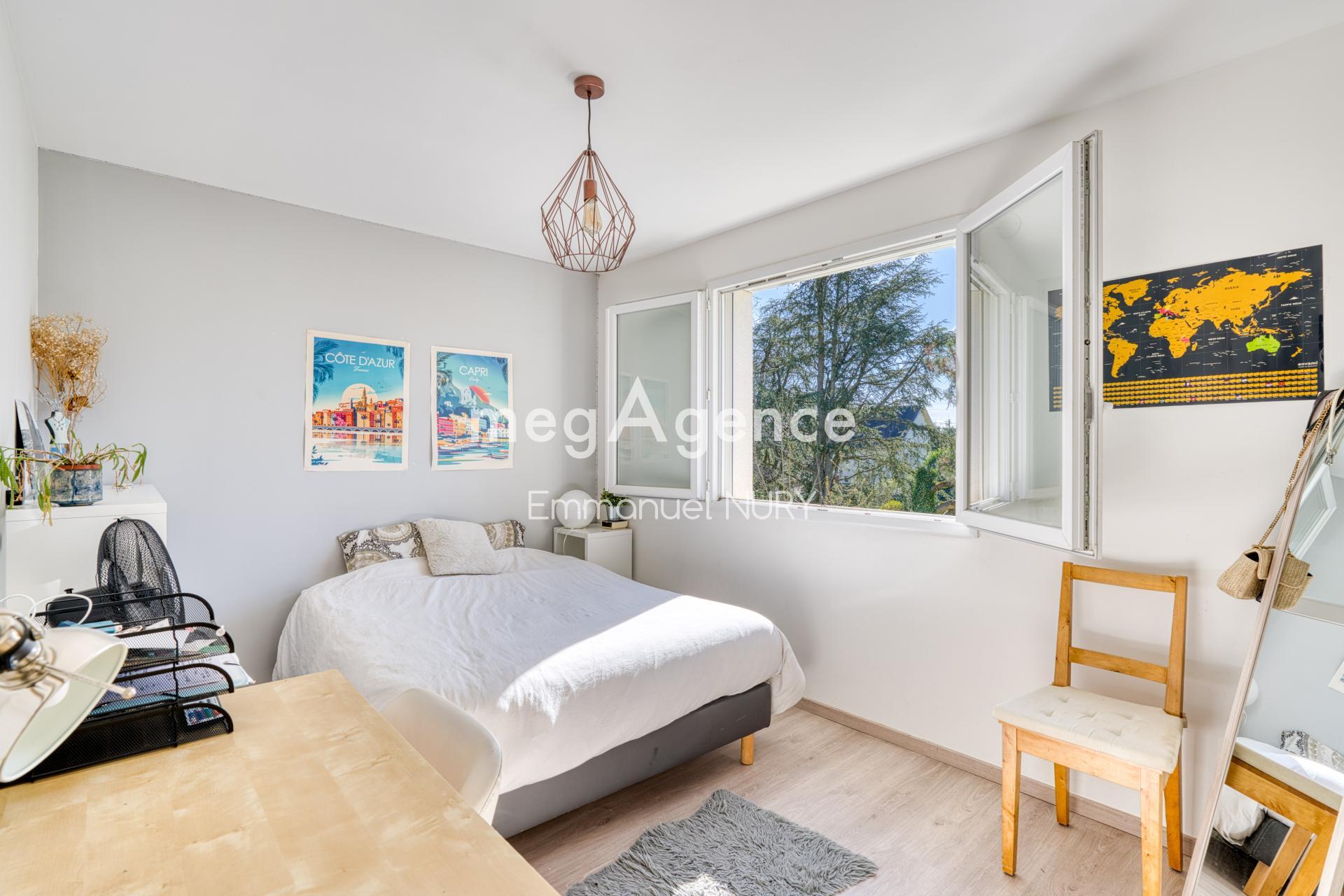 Miniature photo - 15 / 20