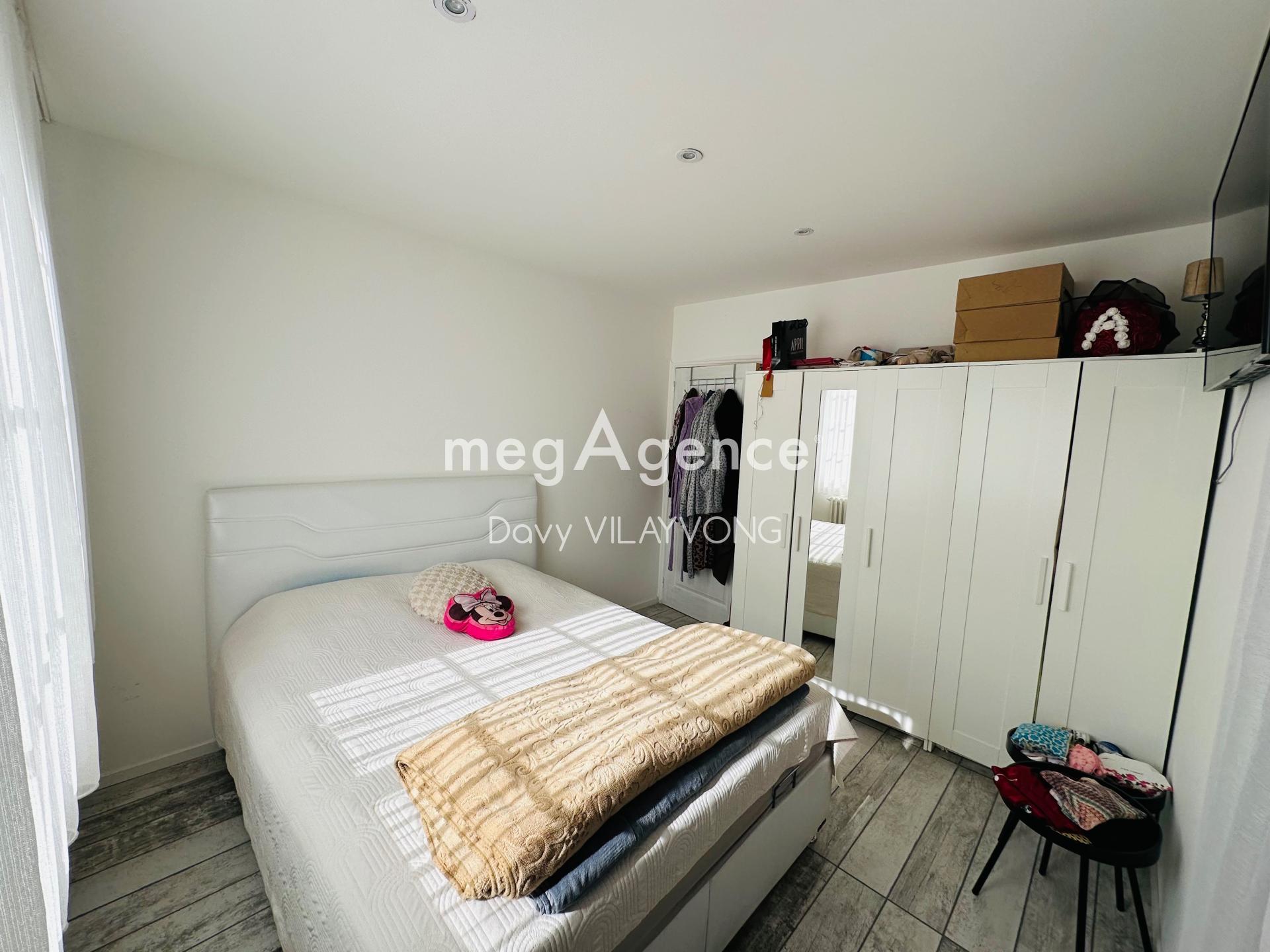 Miniature photo - 6 / 12