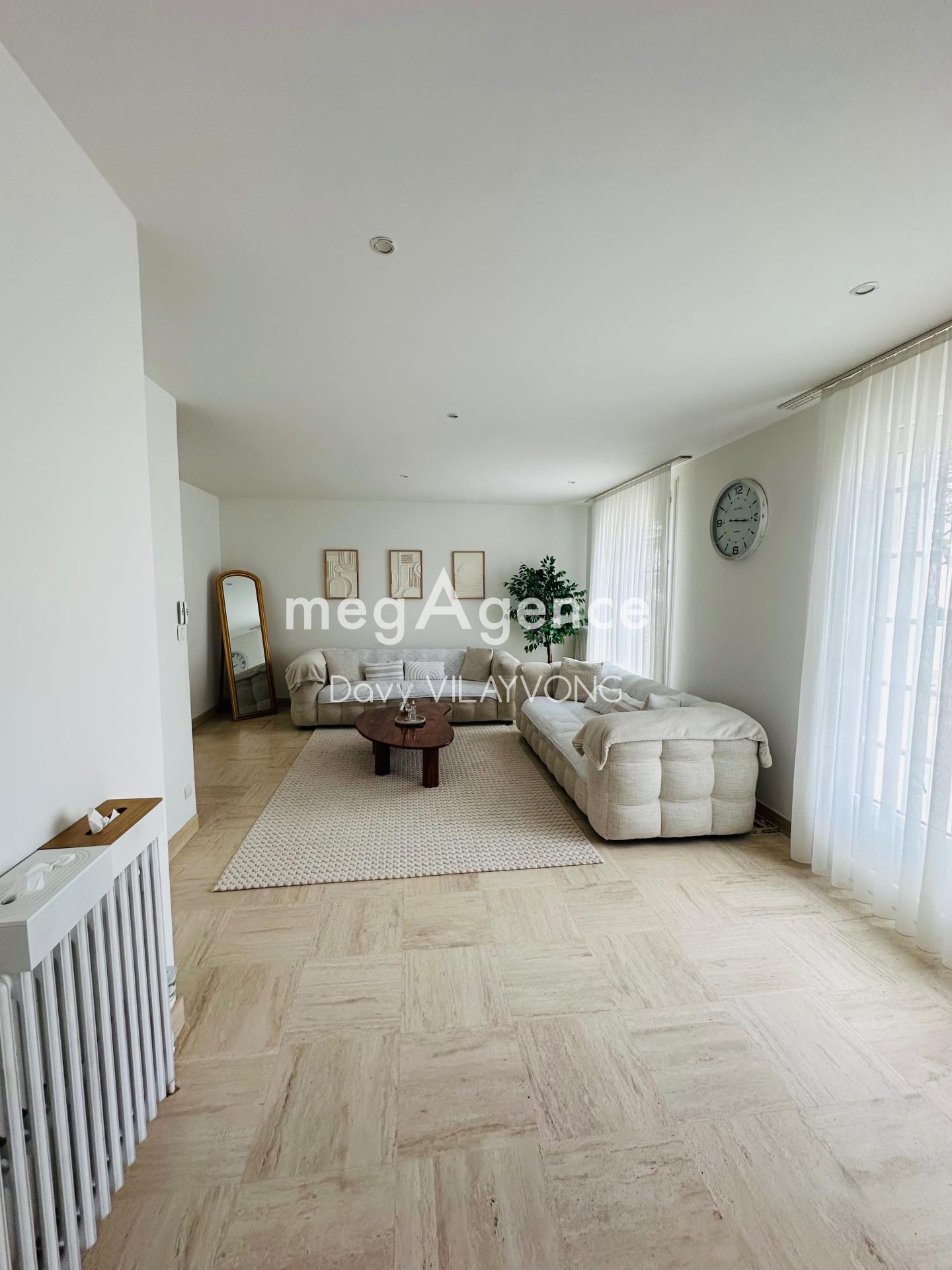 Miniature photo - 4 / 12