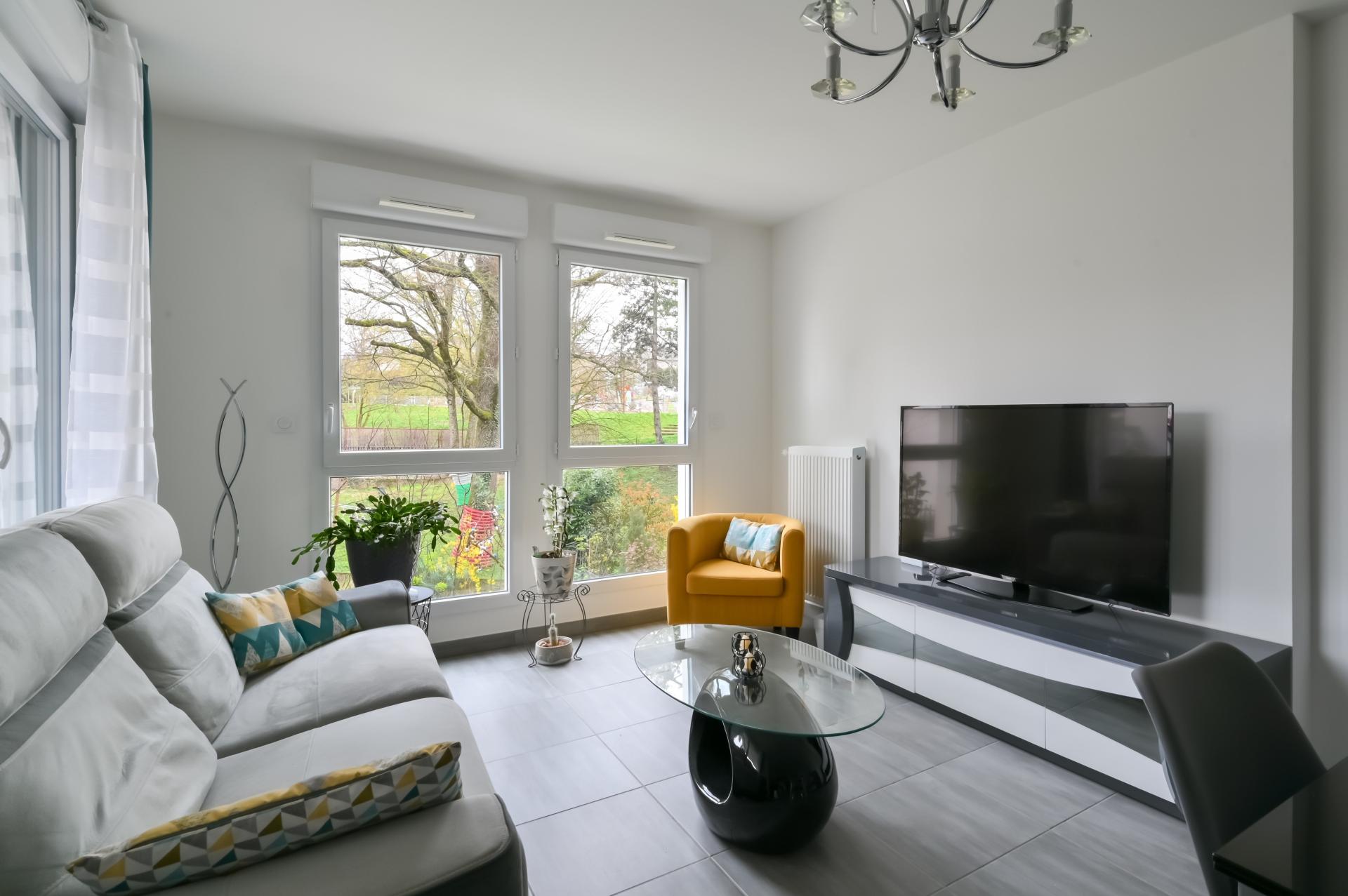 Miniature photo - 5 / 9