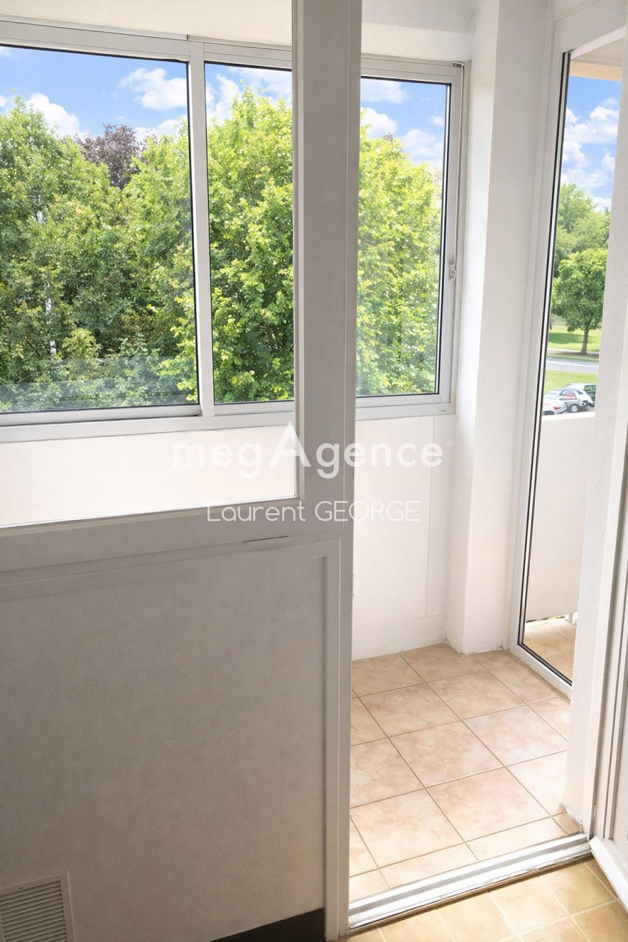 Miniature photo - 3 / 8