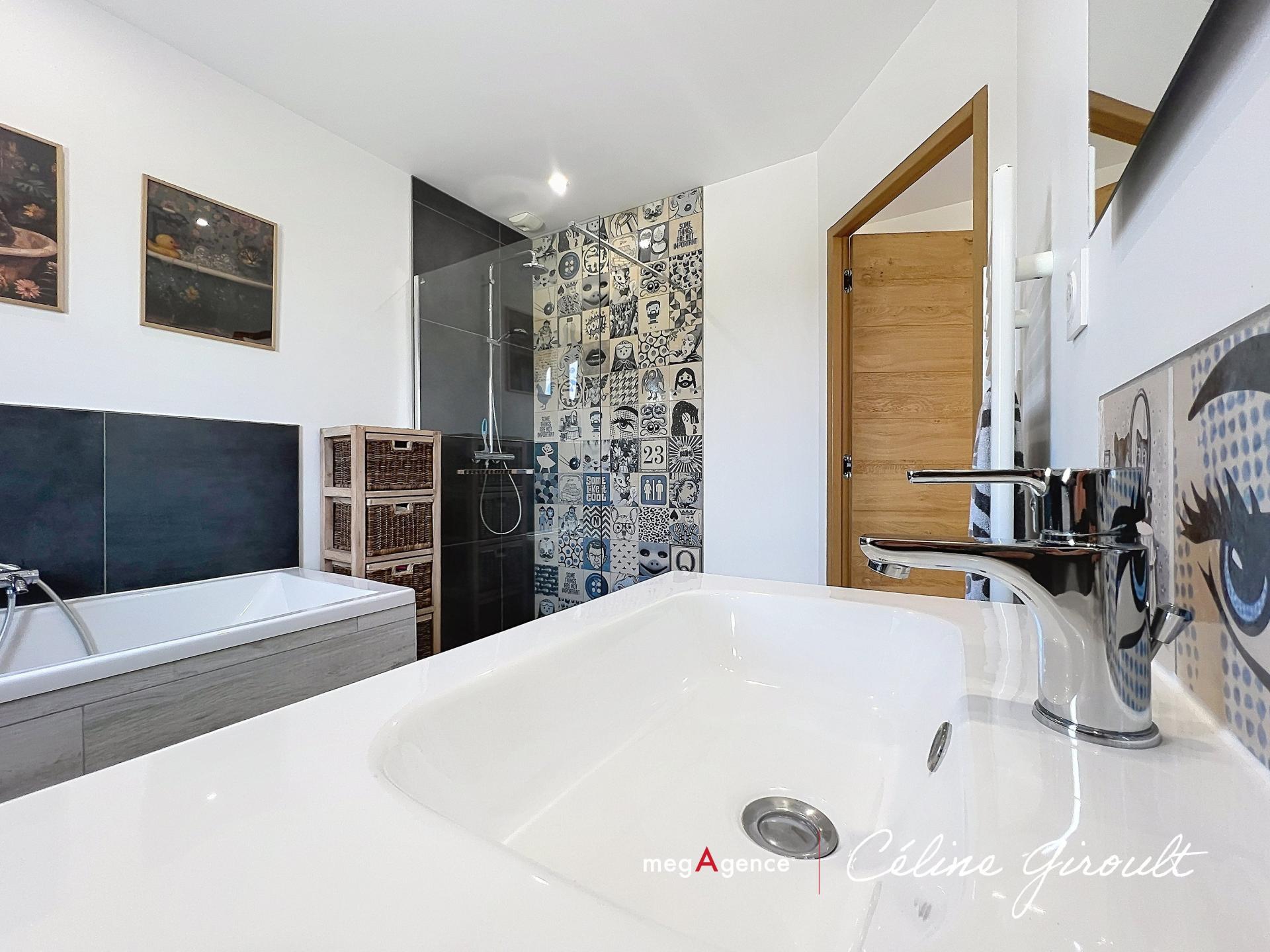 Miniature photo - 15 / 15