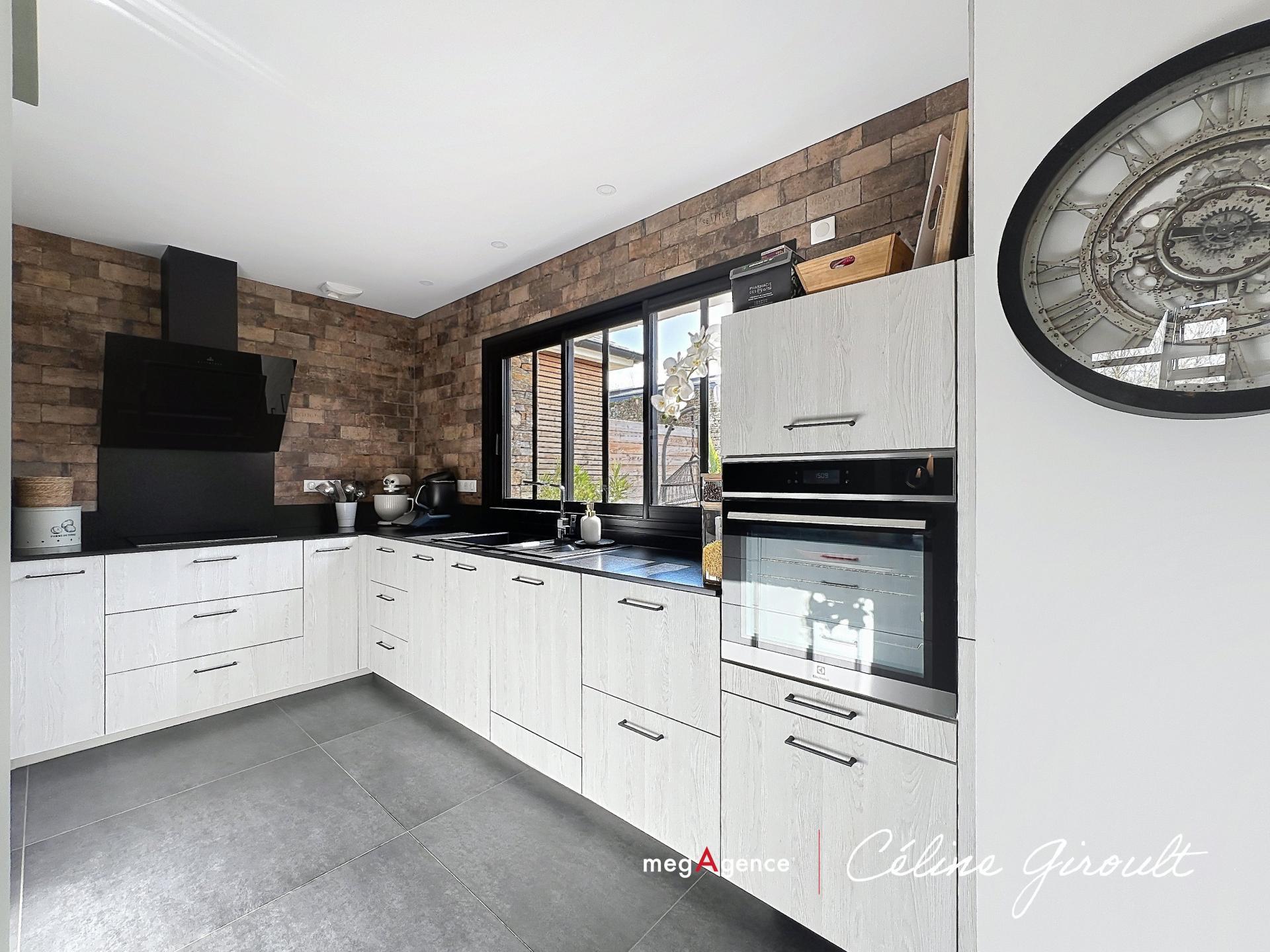 Miniature photo - 5 / 15