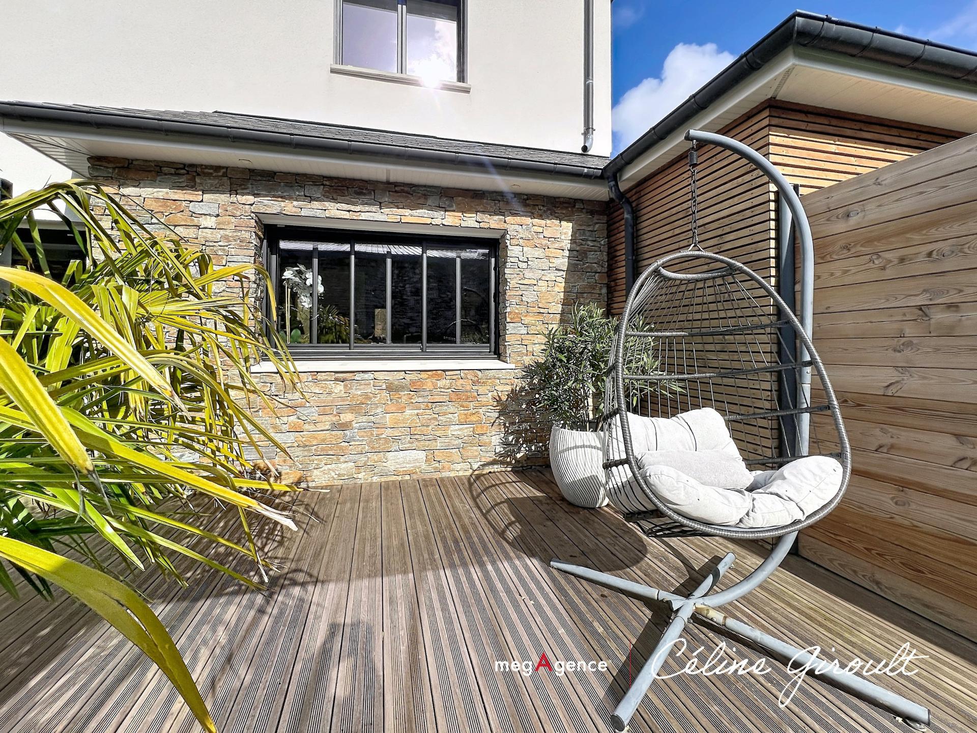 Miniature photo - 2 / 15