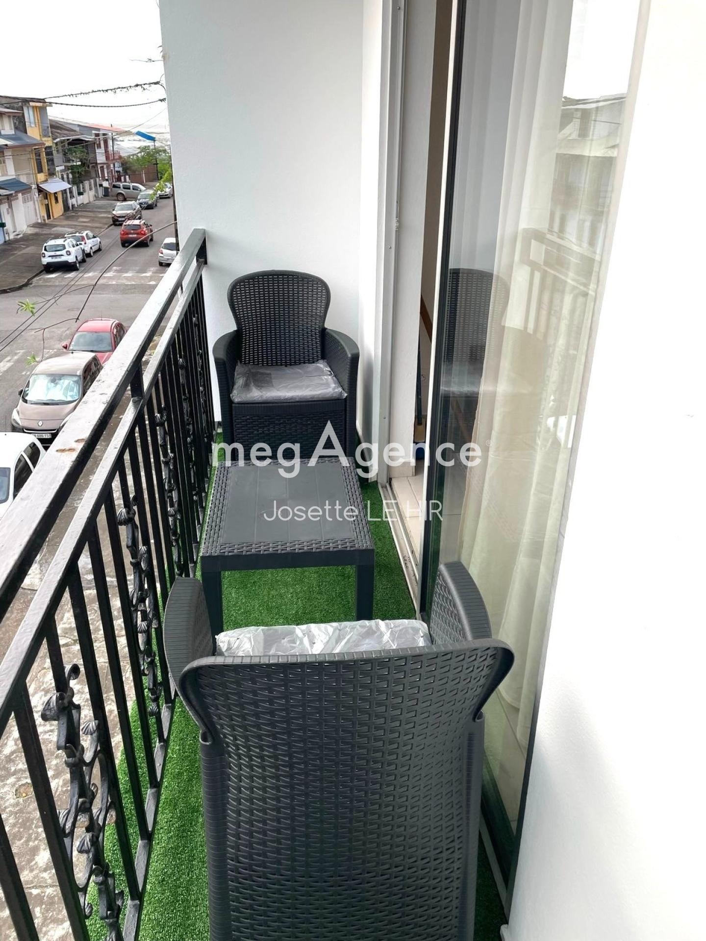 Miniature photo - 2 / 9