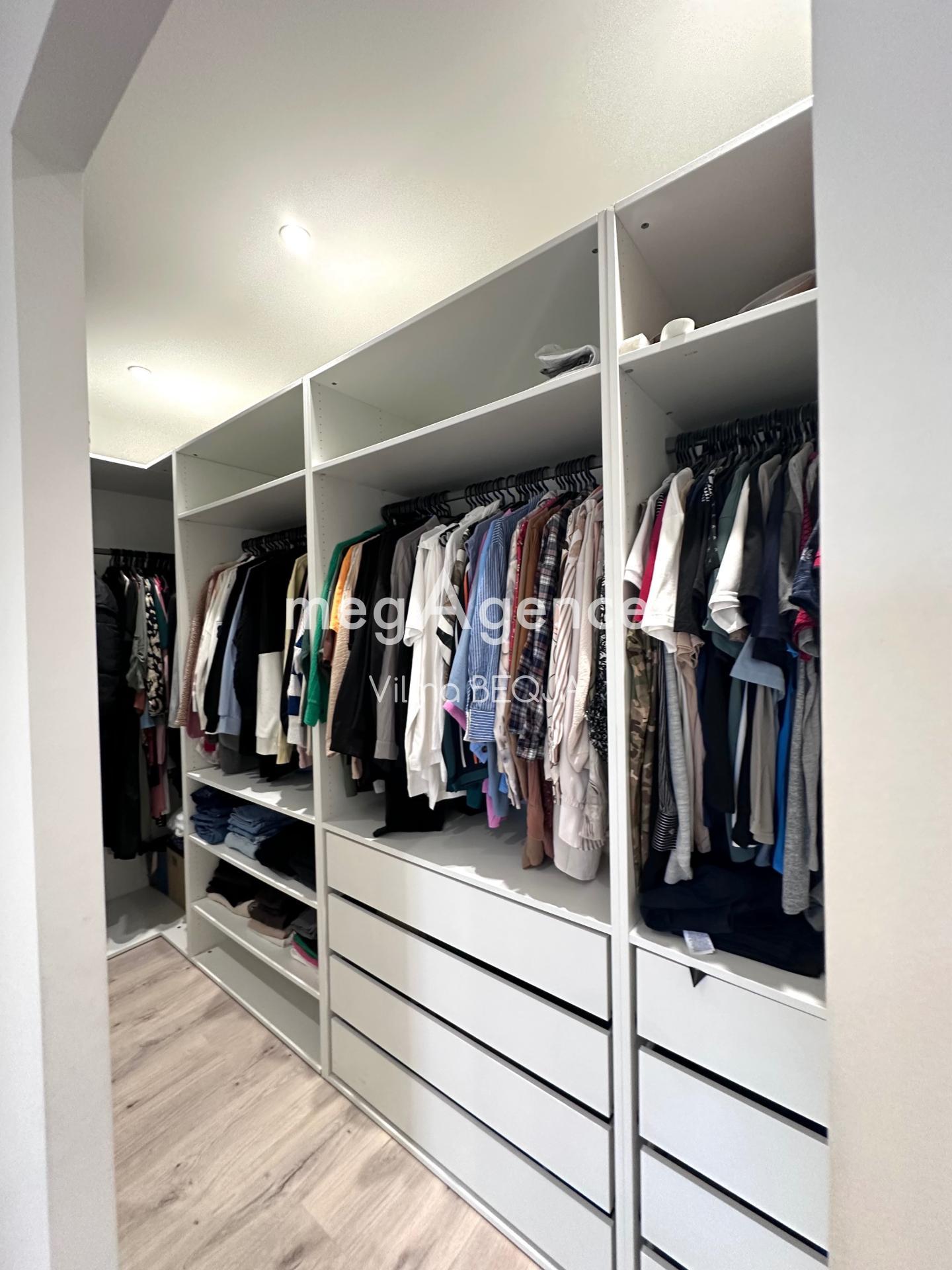 Miniature photo - 15 / 19