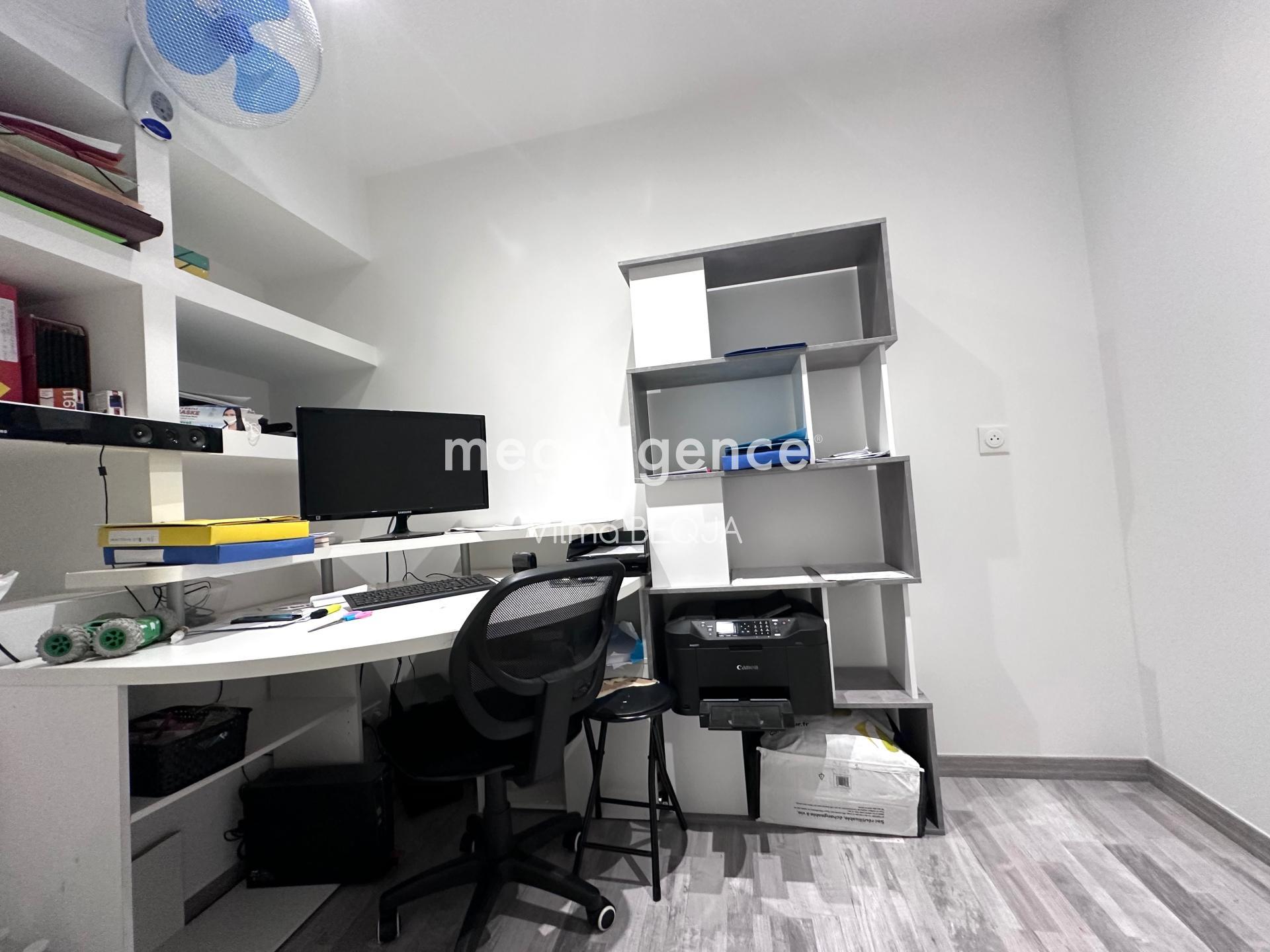 Miniature photo - 12 / 19