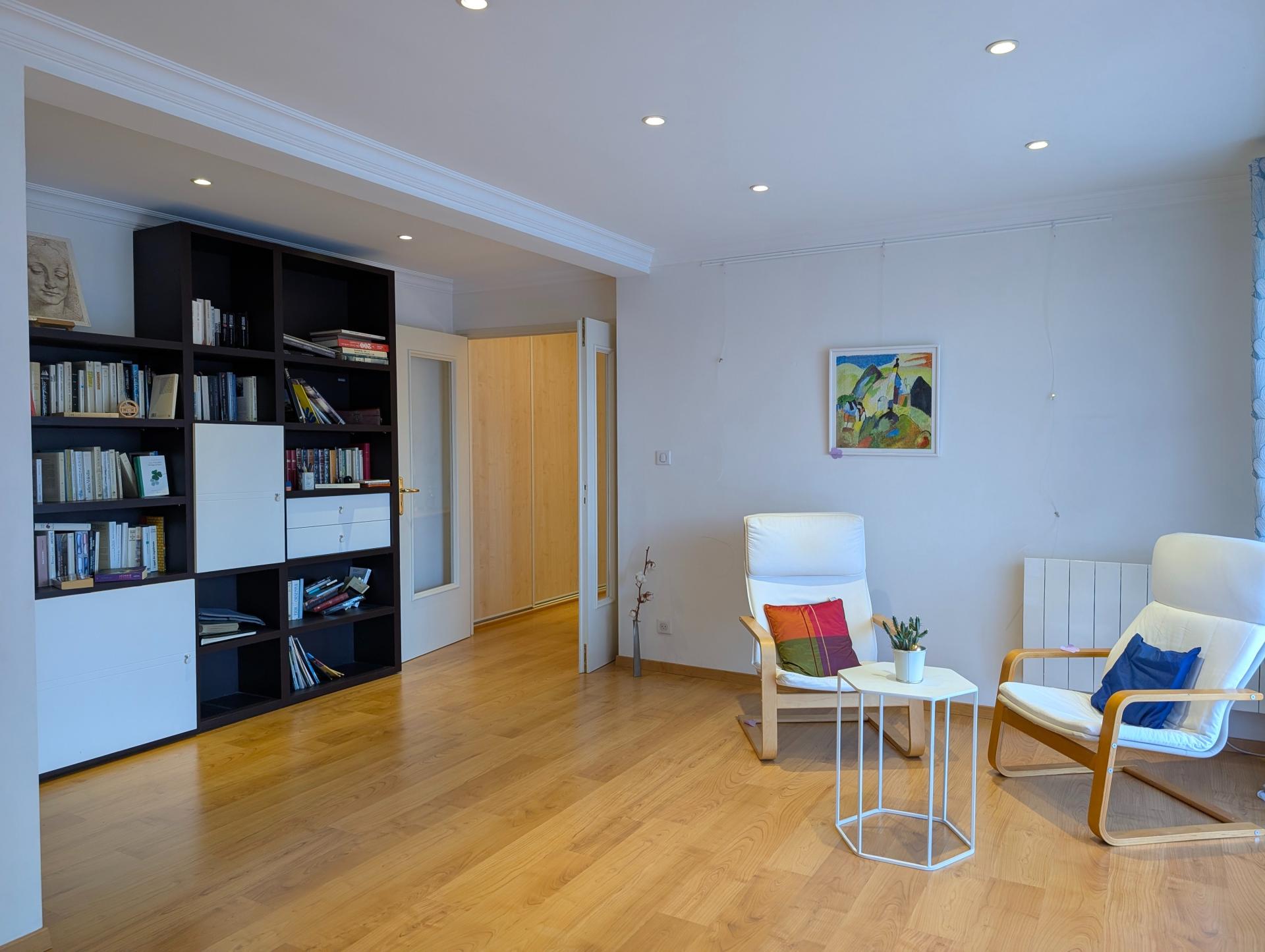 Miniature photo - 4 / 17