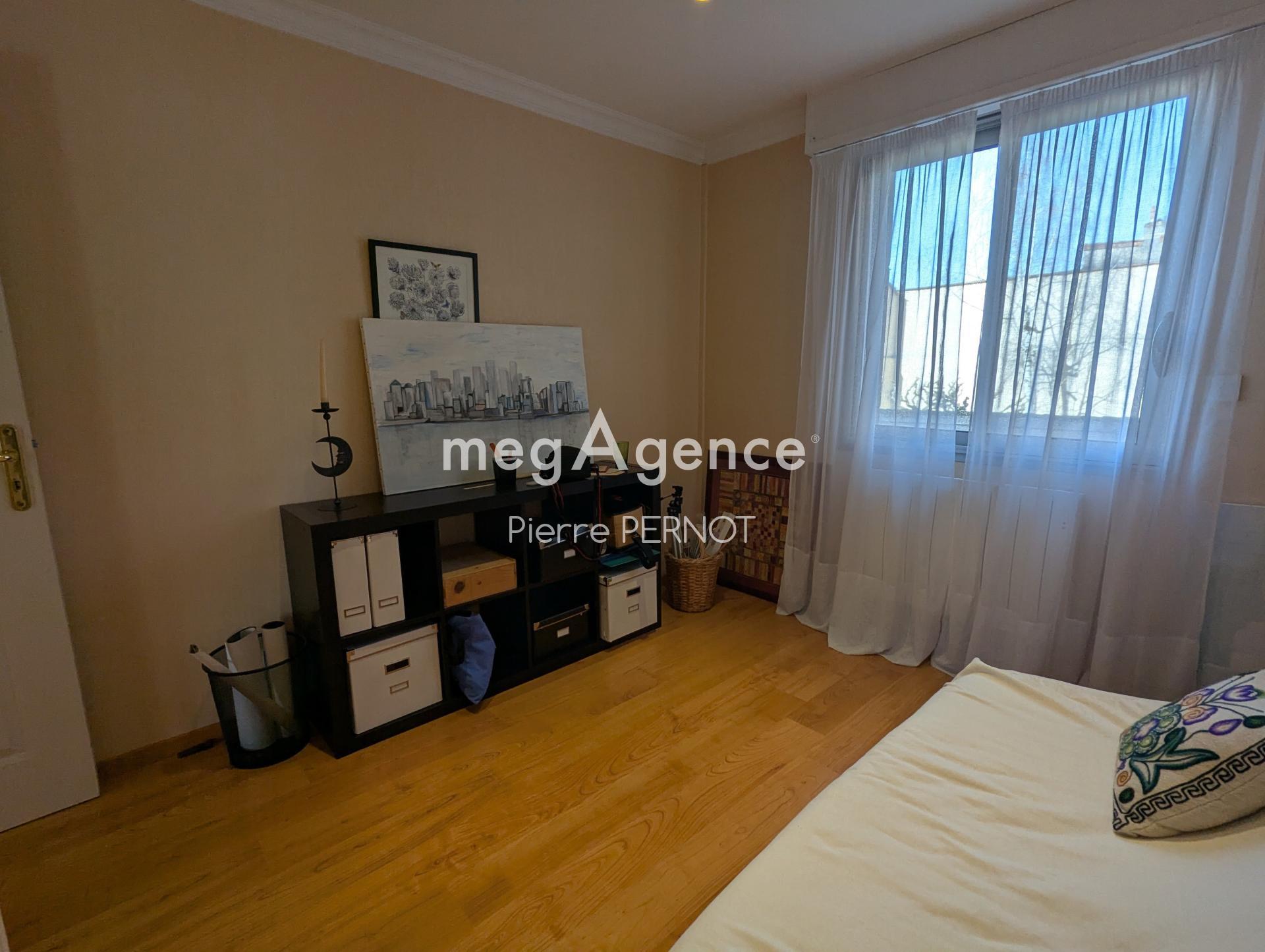 Miniature photo - 12 / 17