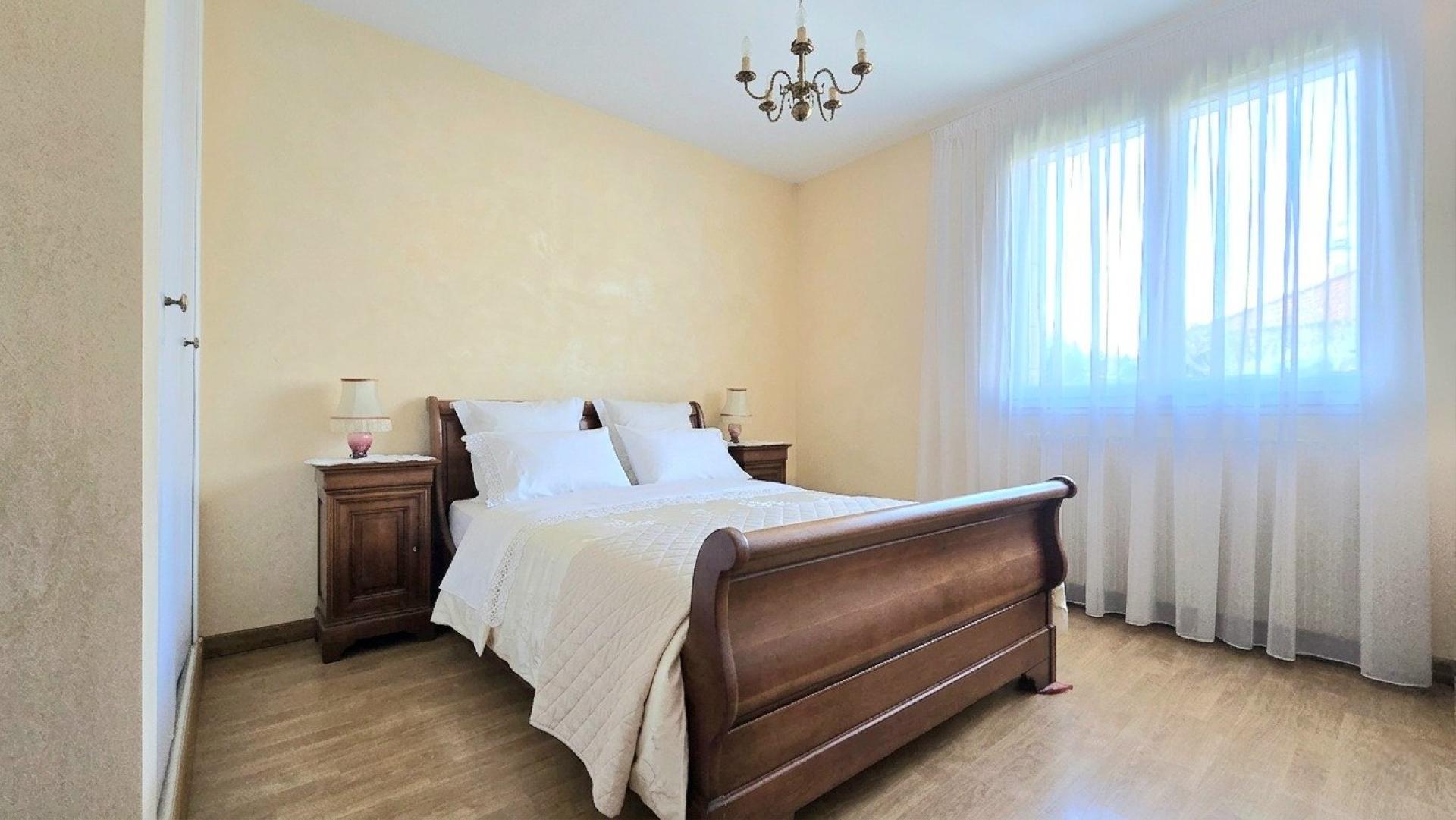 Miniature photo - 6 / 10