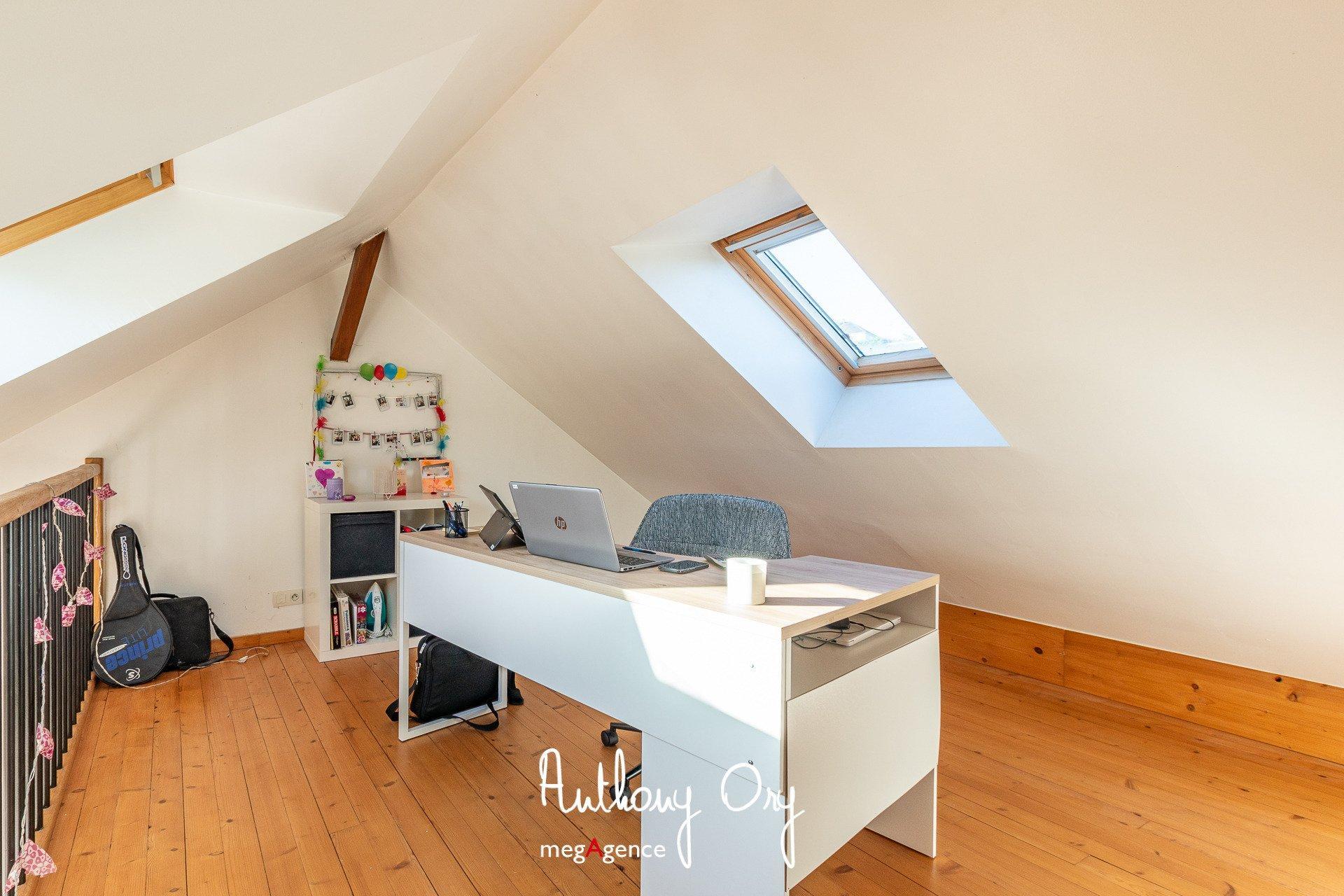 Miniature photo - 10 / 17