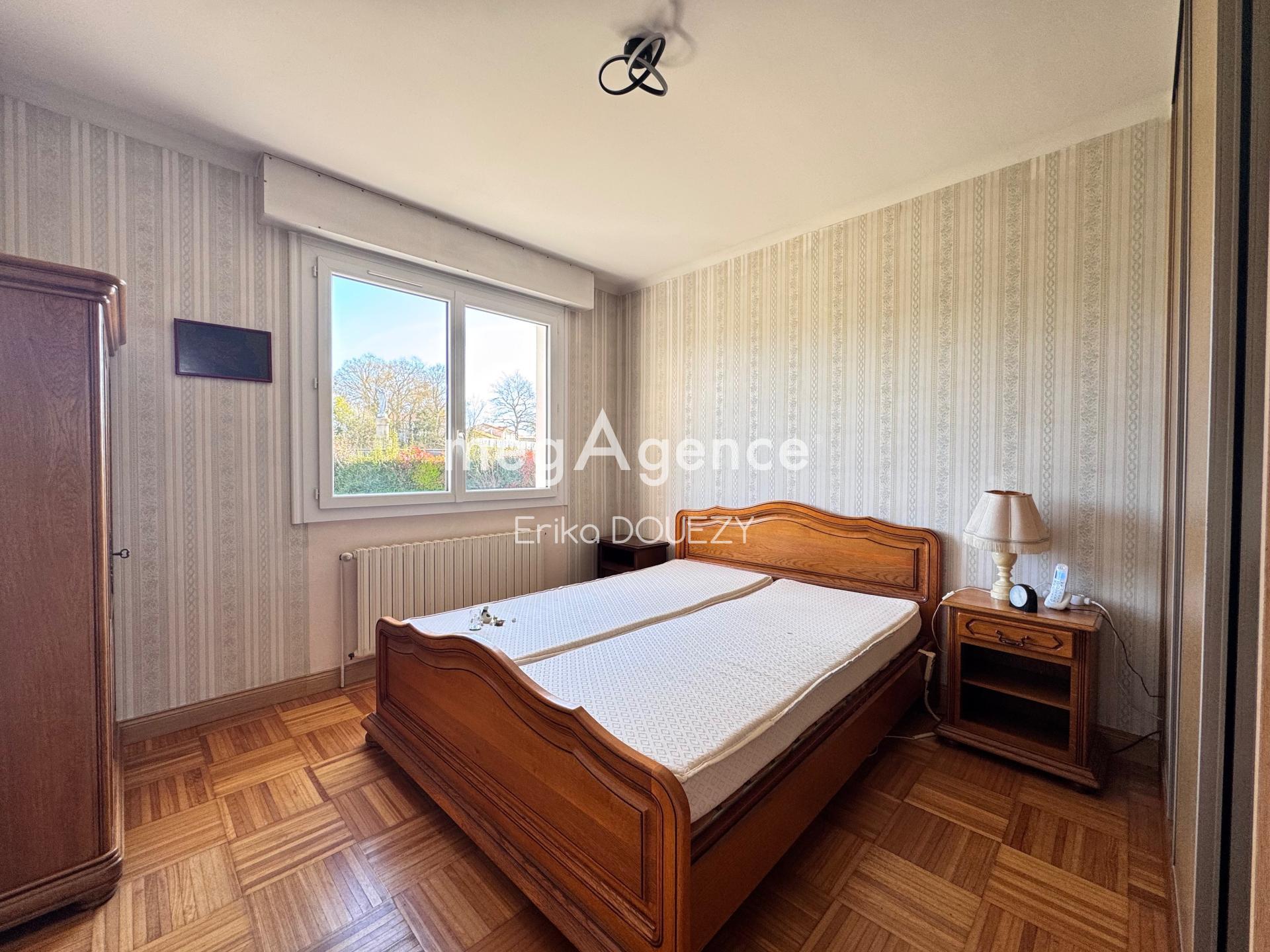 Miniature photo - 6 / 9