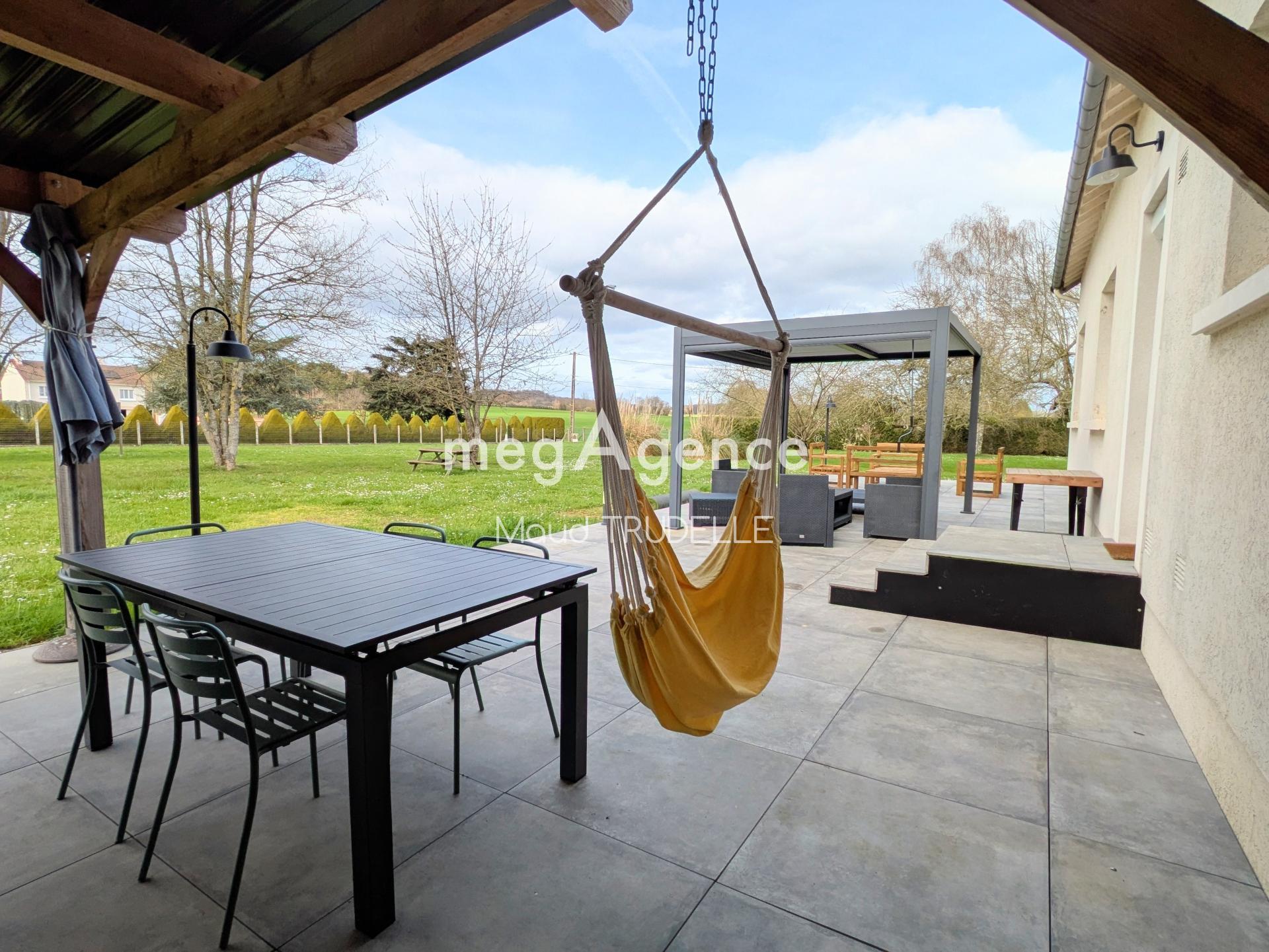 Miniature photo - 2 / 12