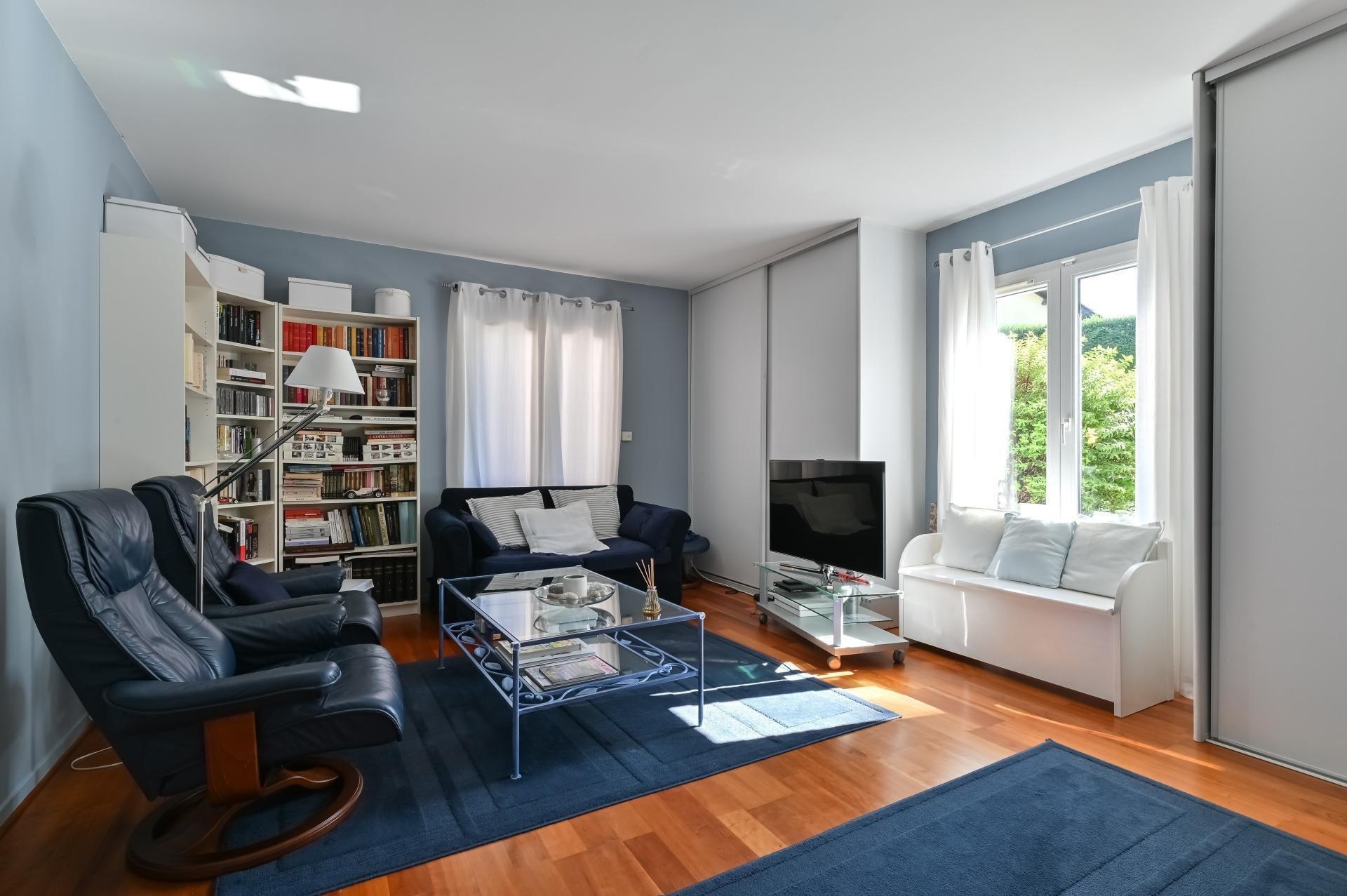 Miniature photo - 5 / 11