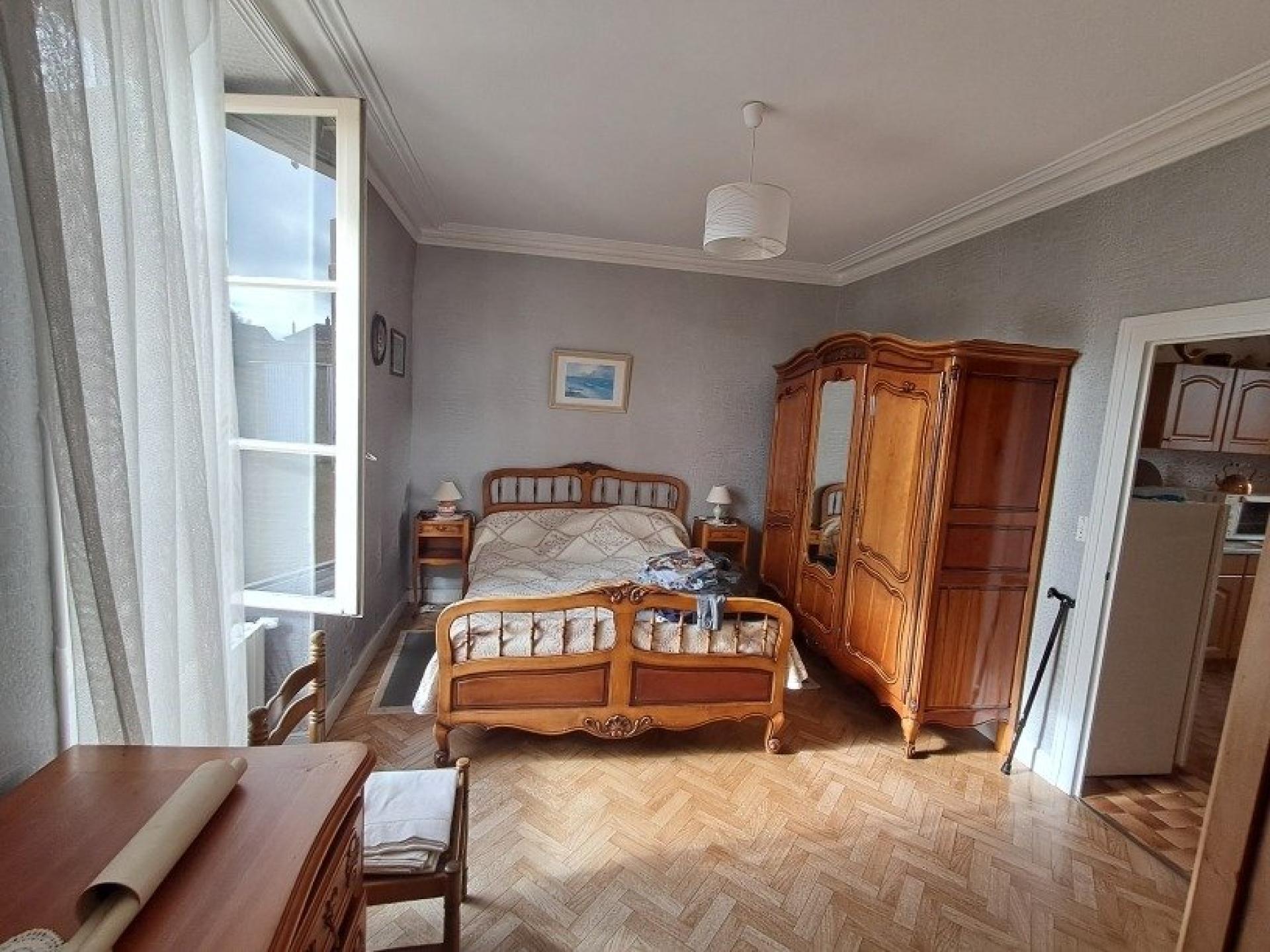 Miniature photo - 5 / 9