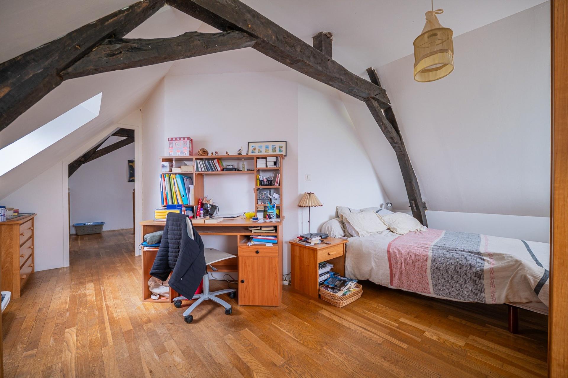 Miniature photo - 12 / 18