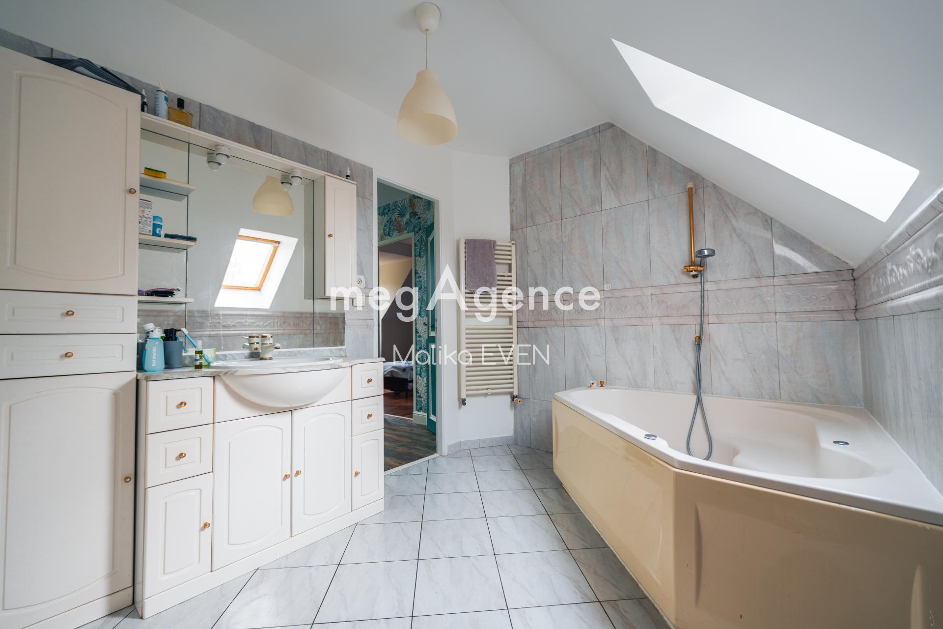 Miniature photo - 9 / 10