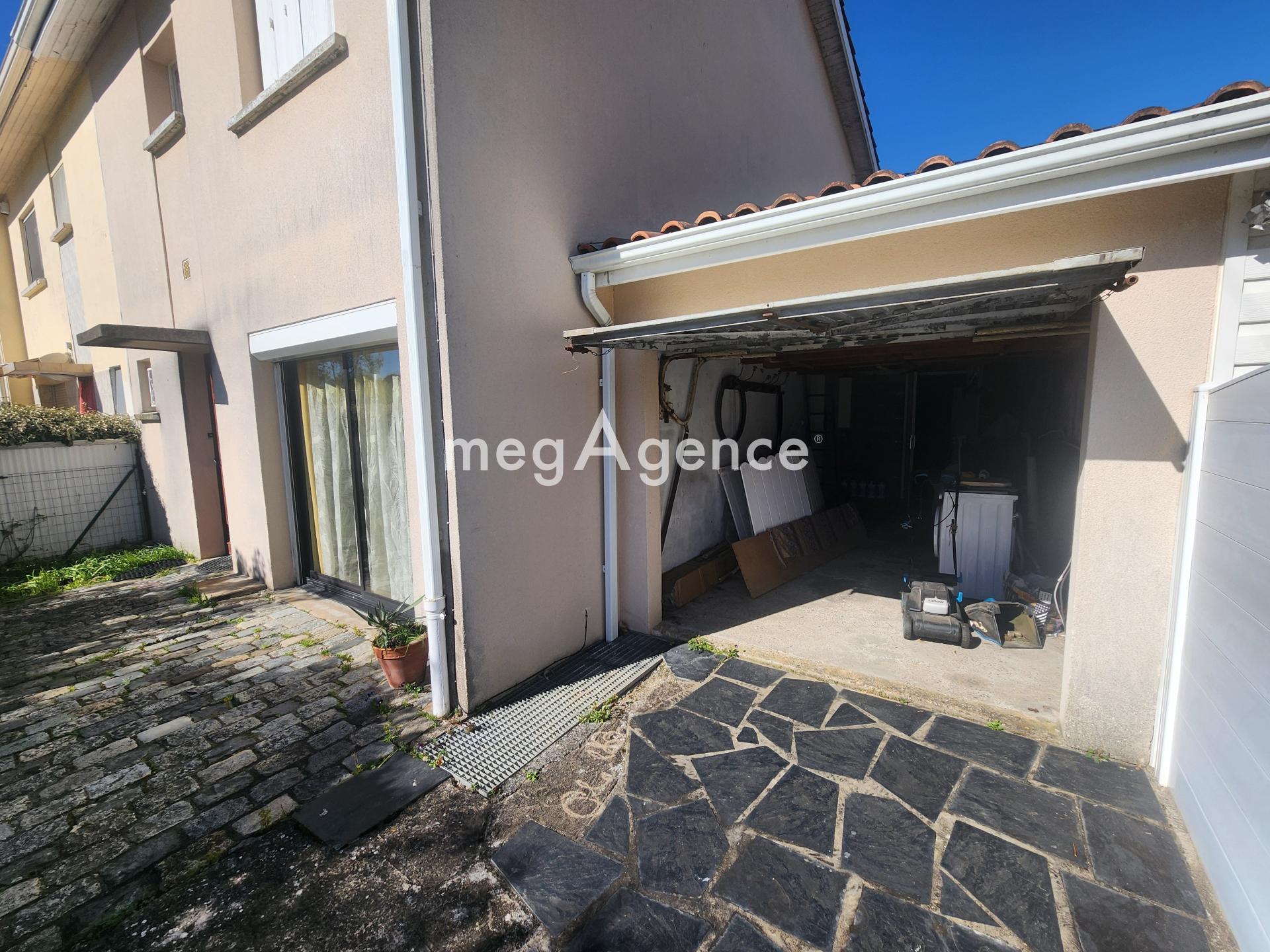 Maison 4 pièces avec jardin et garage – Fort potentiel à Bassens