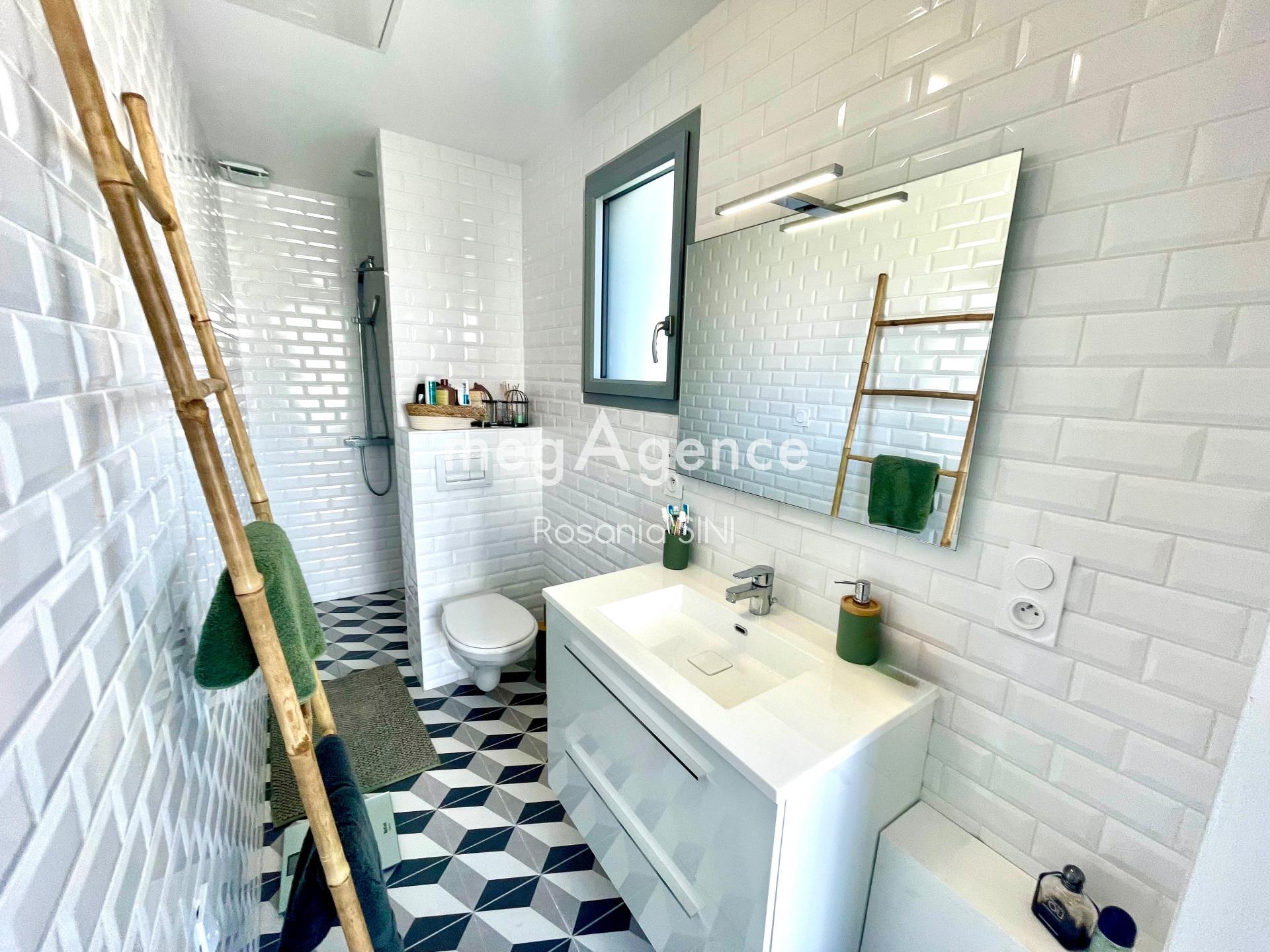 Miniature photo - 13 / 16