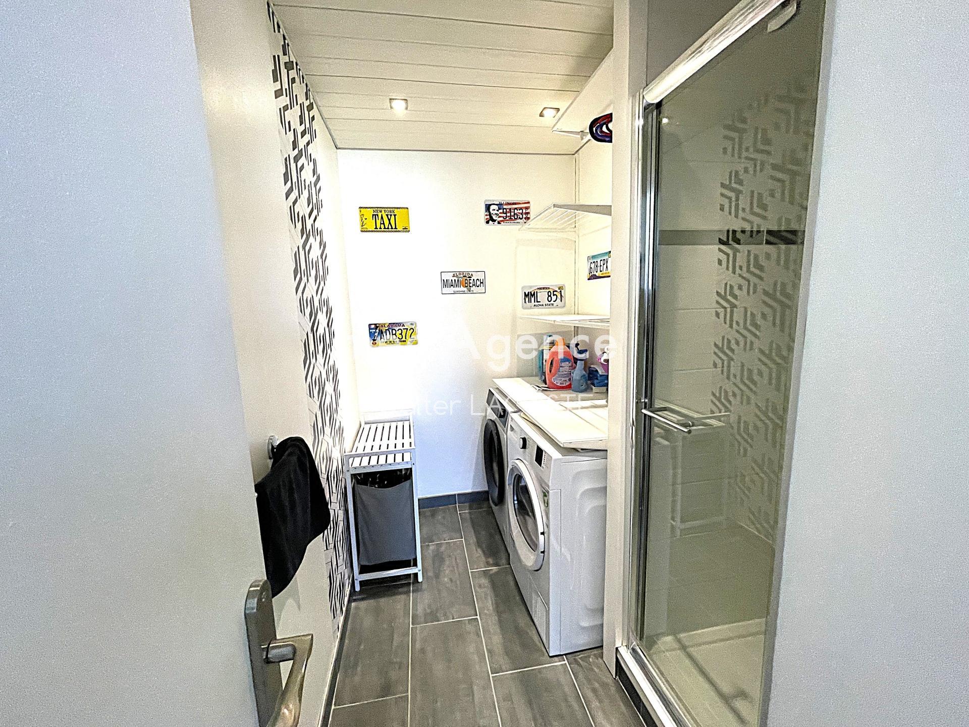 Miniature photo - 9 / 10