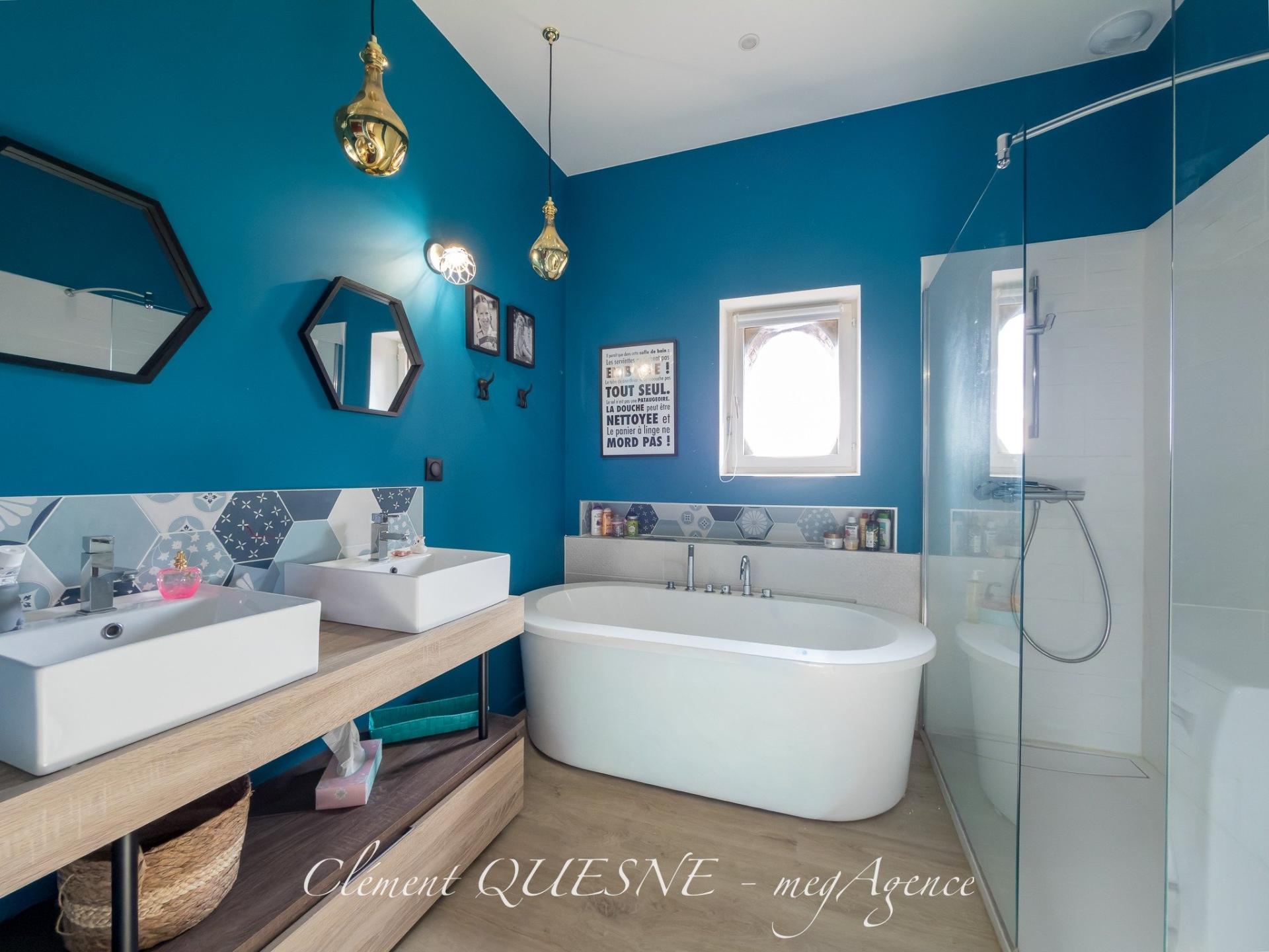 Miniature photo - 14 / 20