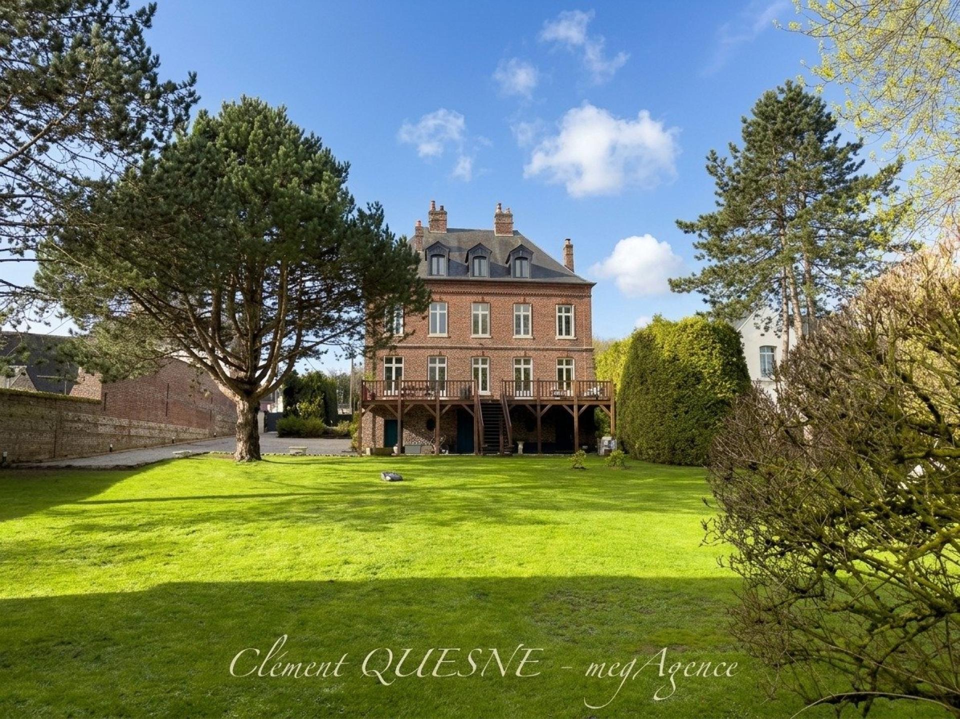DEMEURE D’EXCEPTION AVEC GÎTE ET PARC