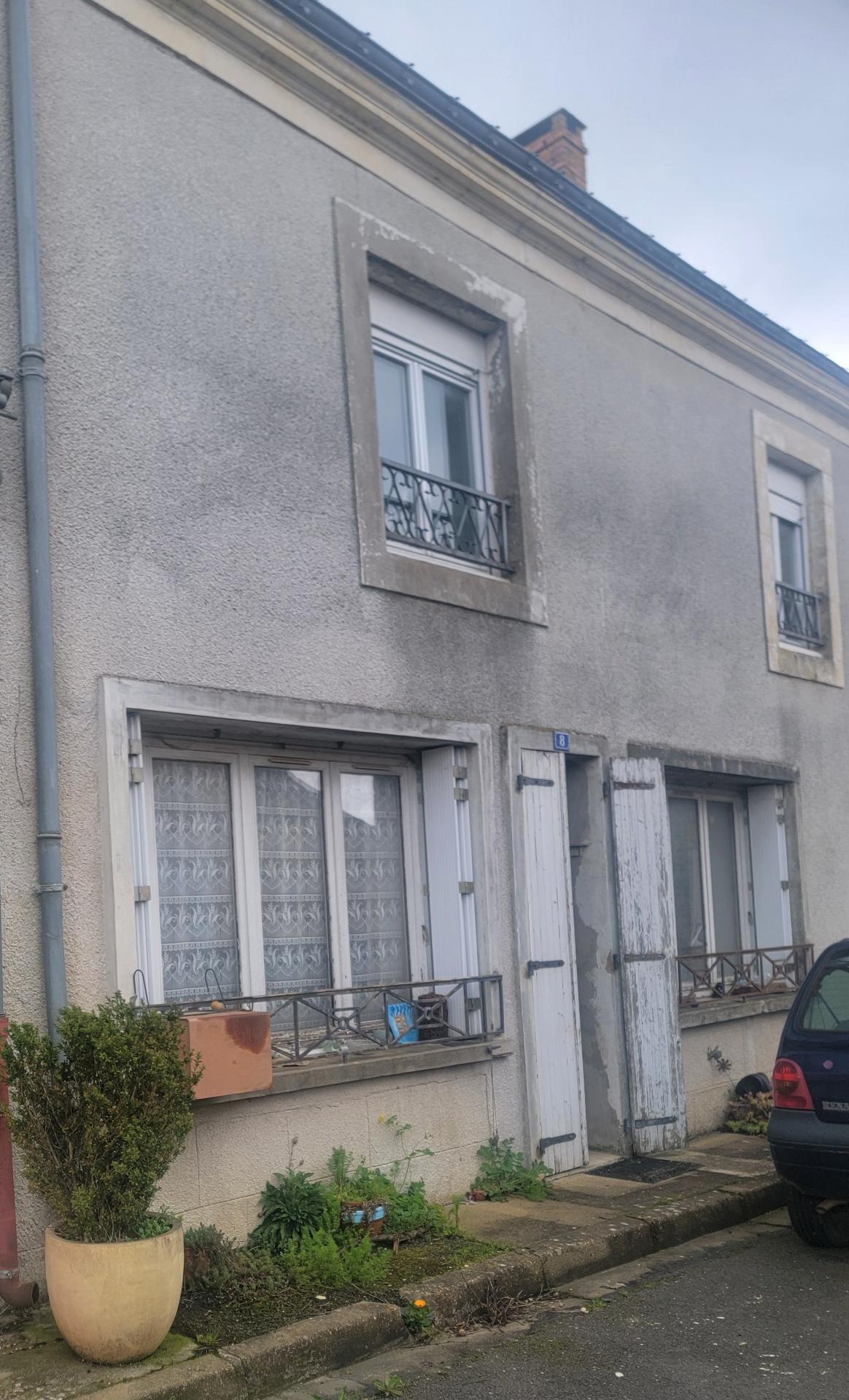 Miniature photo - 2 / 2