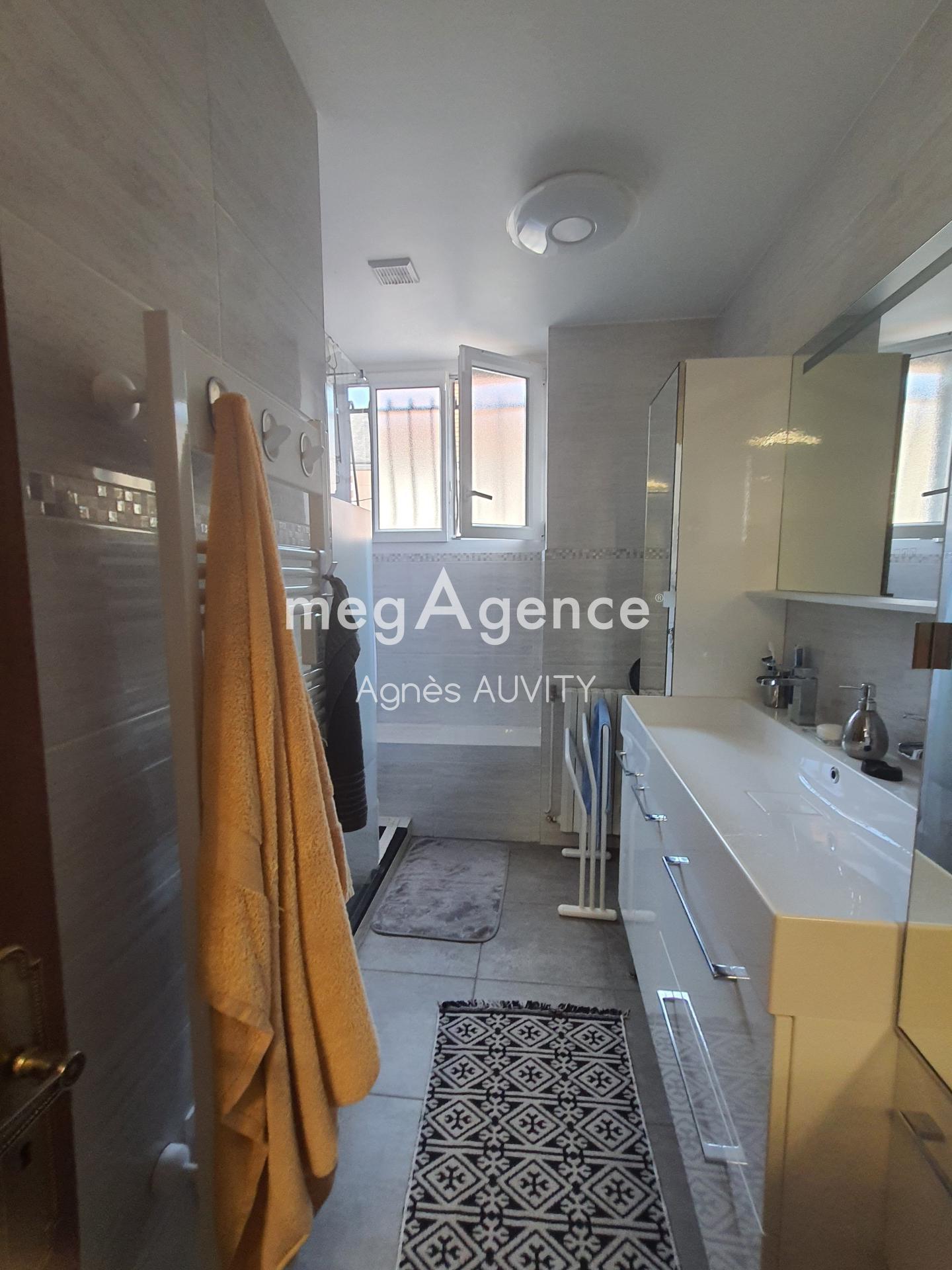 Miniature photo - 8 / 11