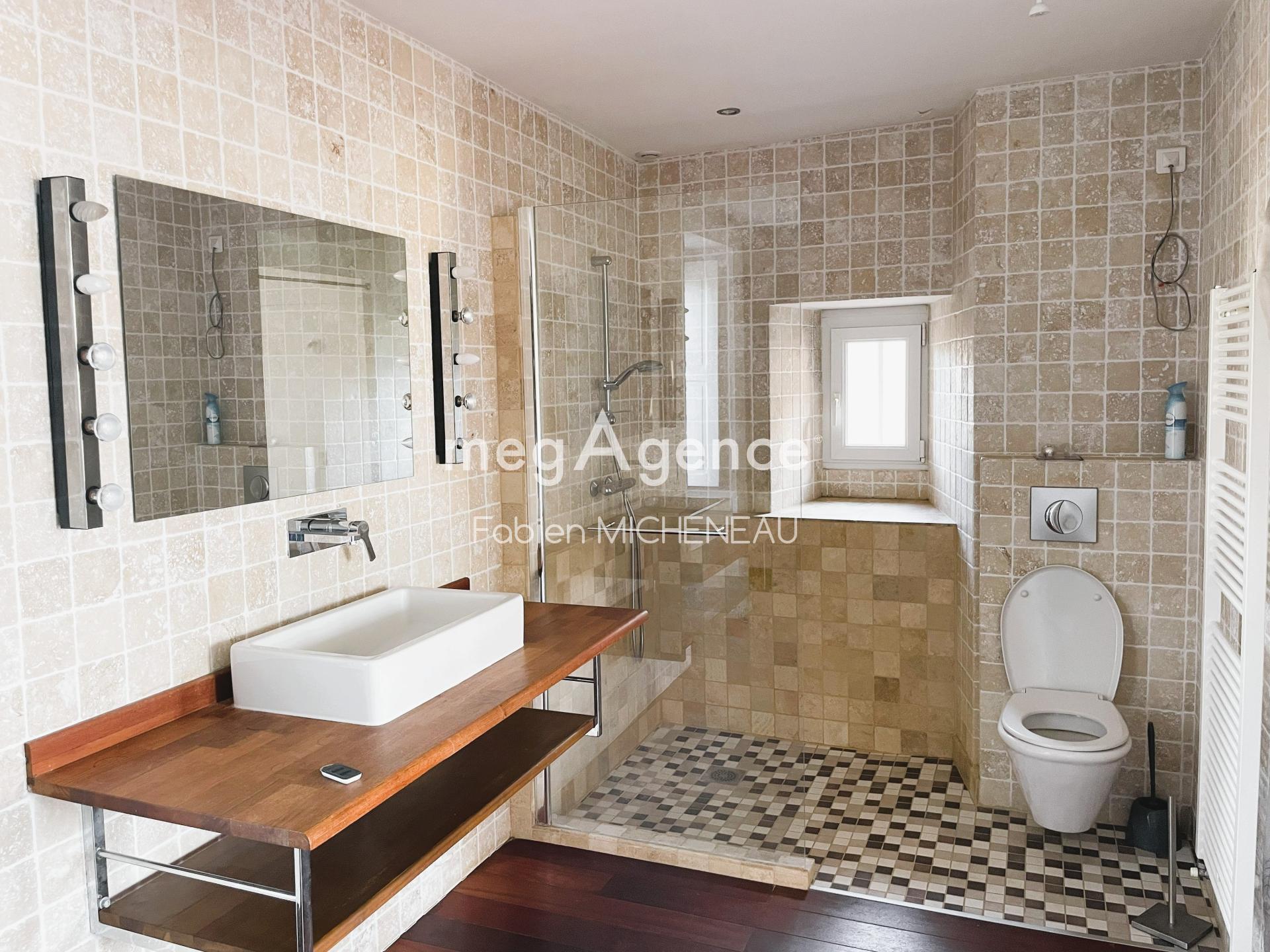 Miniature photo - 2 / 12