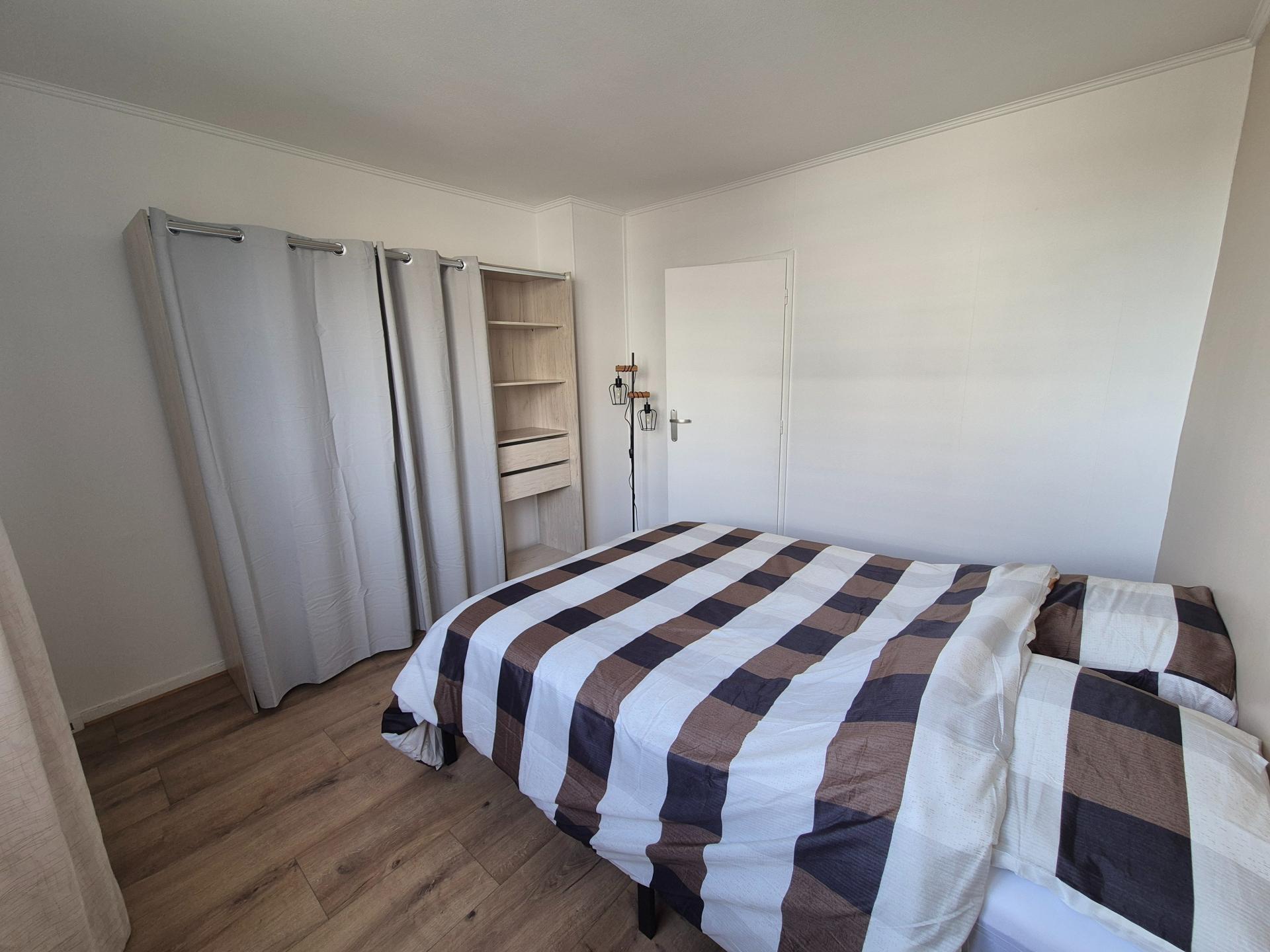 Miniature photo - 14 / 20