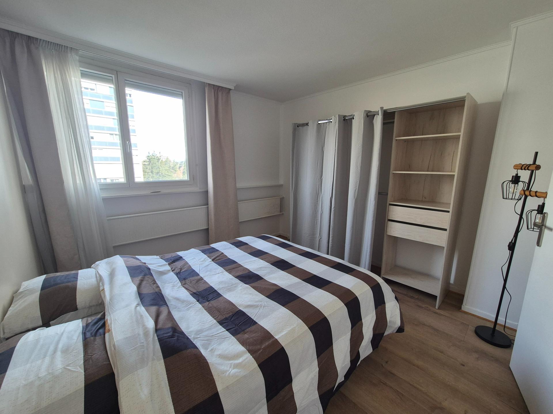 Miniature photo - 13 / 20