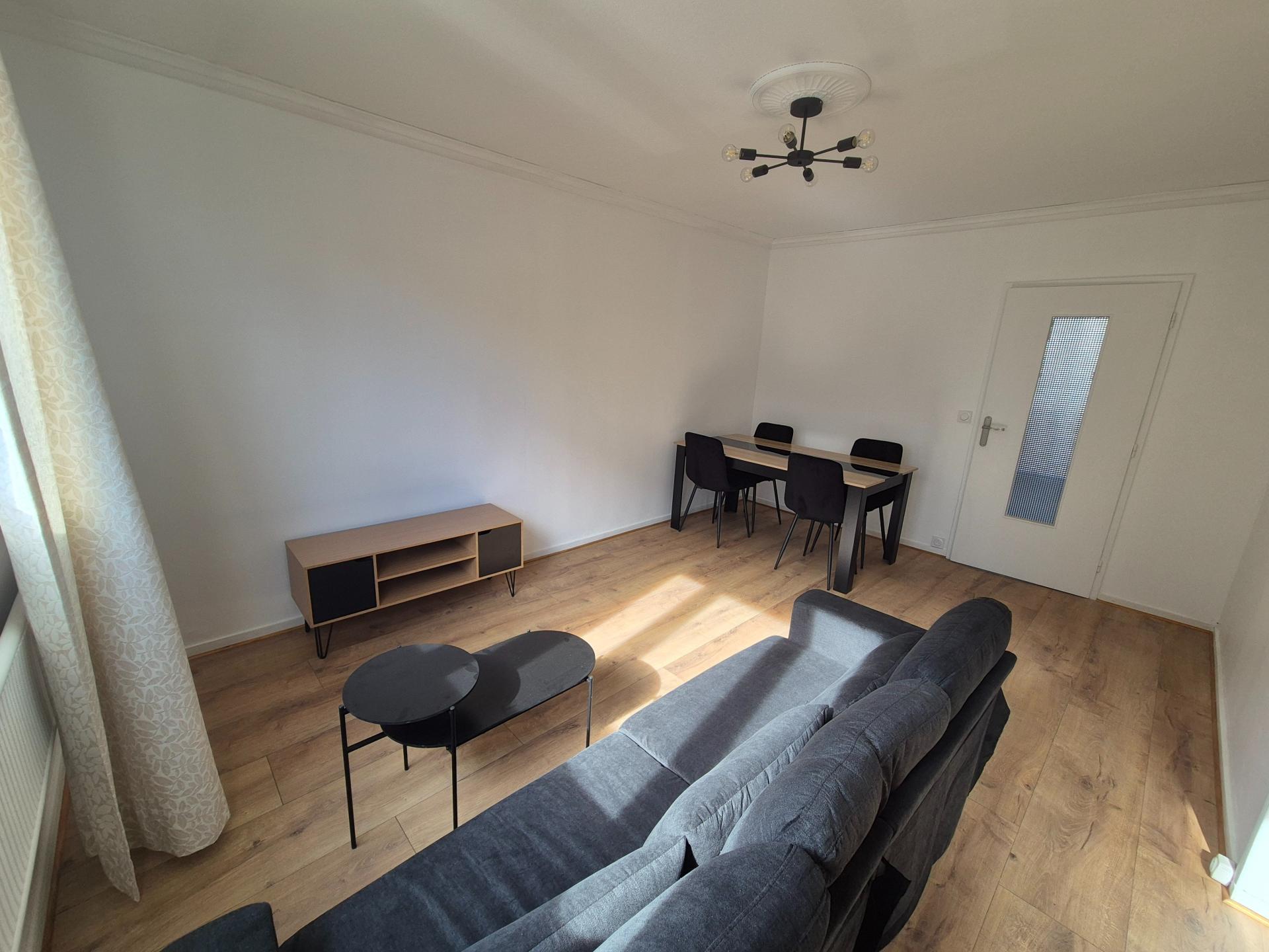 Miniature photo - 5 / 20