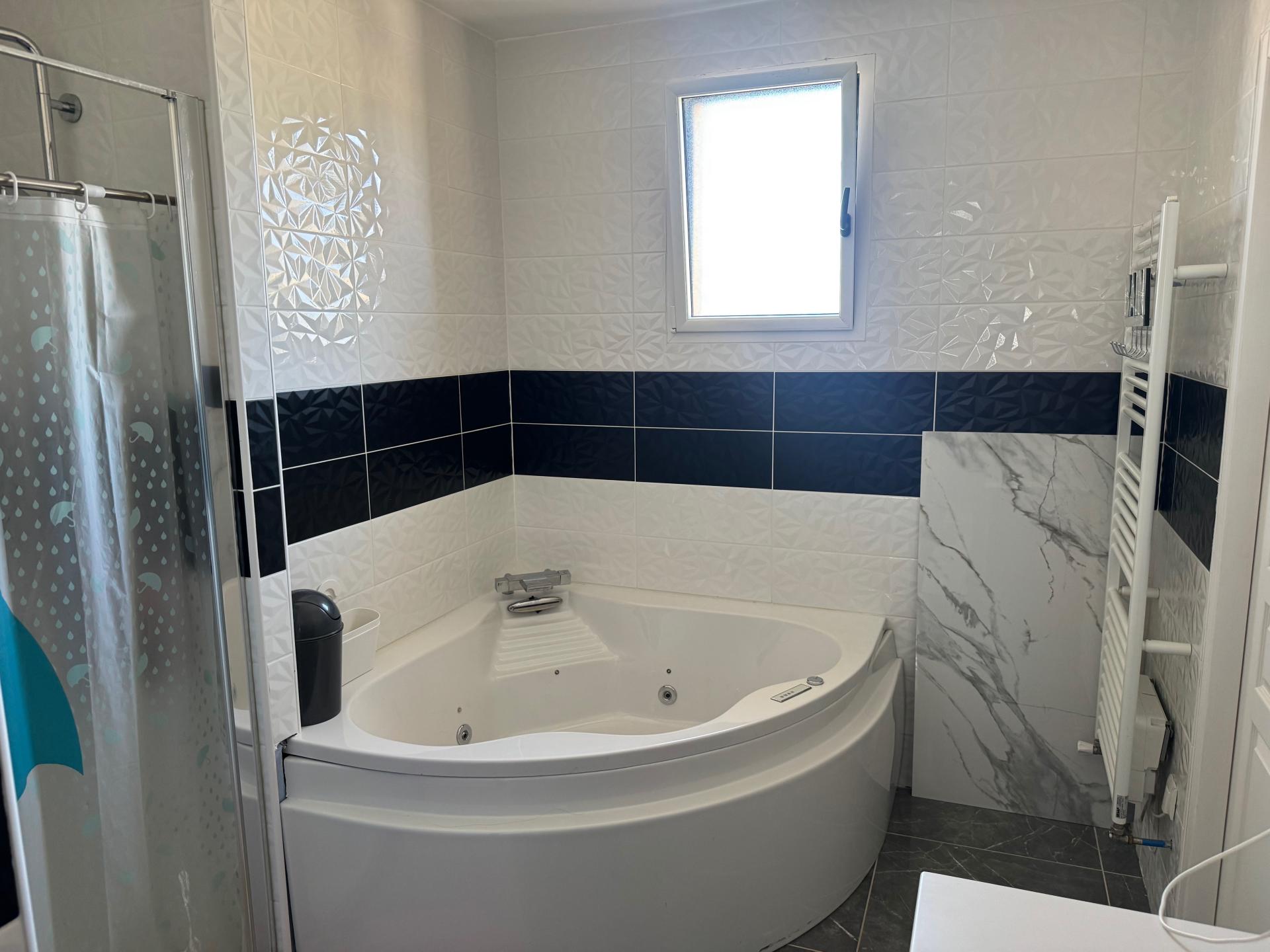 Miniature photo - 6 / 6