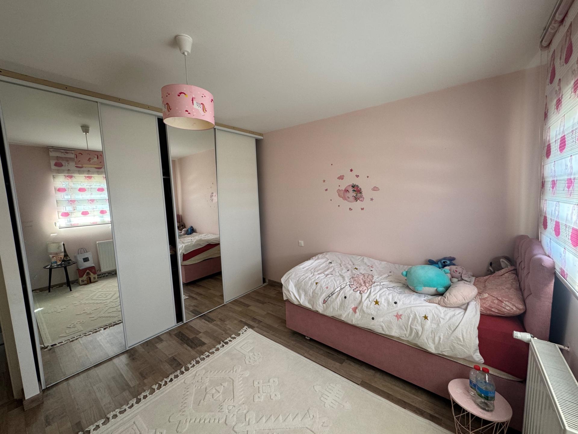 Miniature photo - 5 / 6