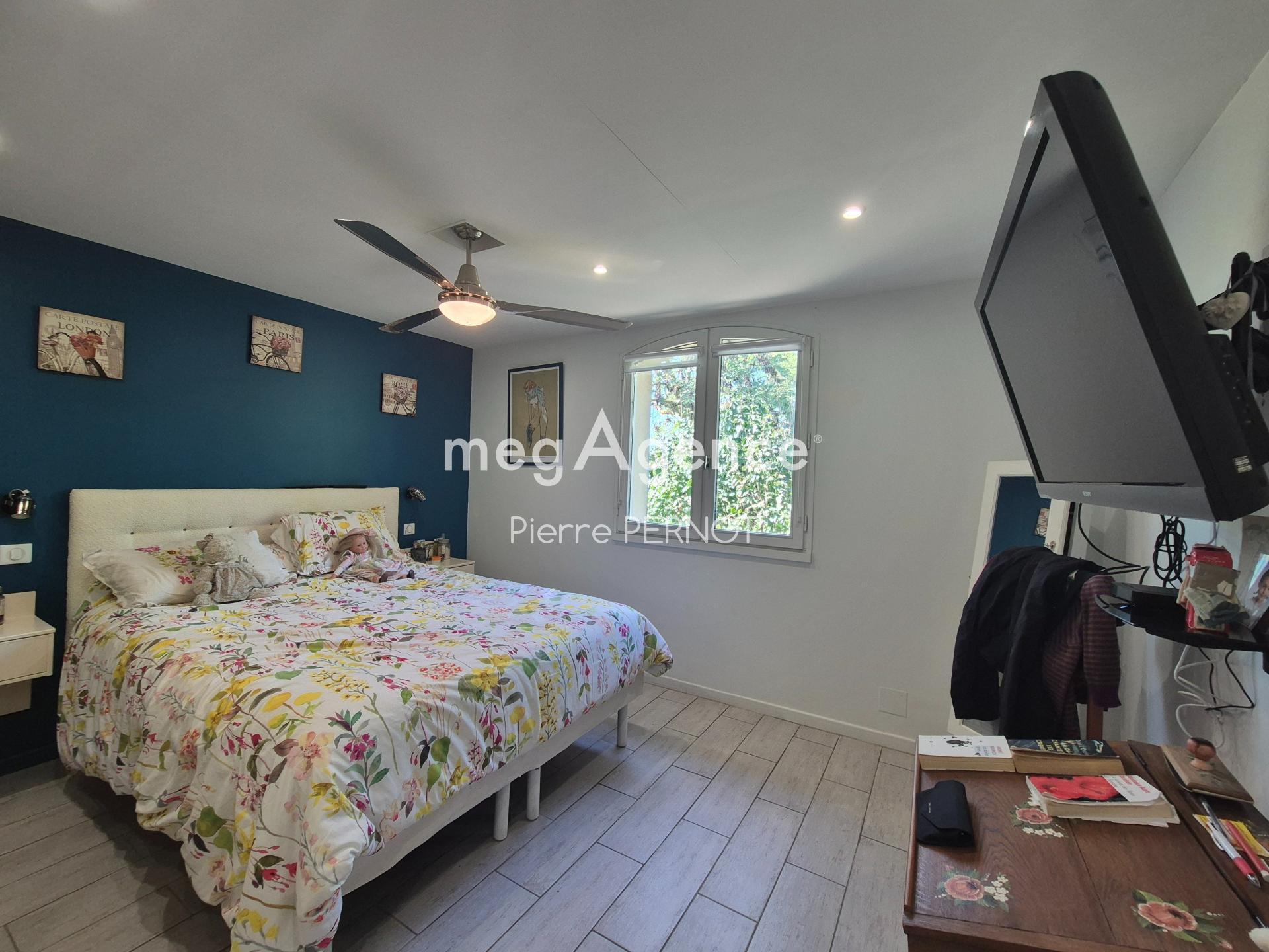 Miniature photo - 10 / 17