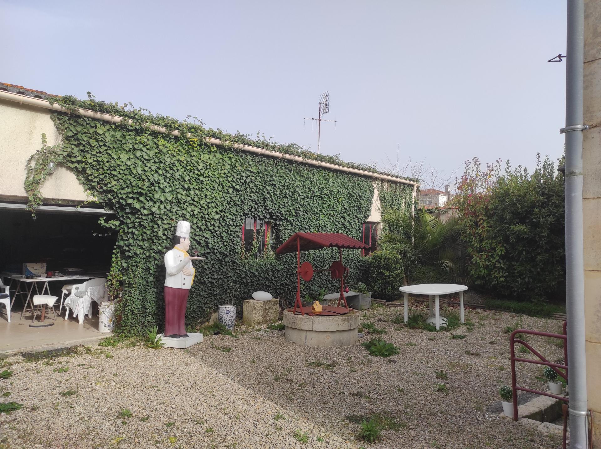 Miniature photo - 2 / 8