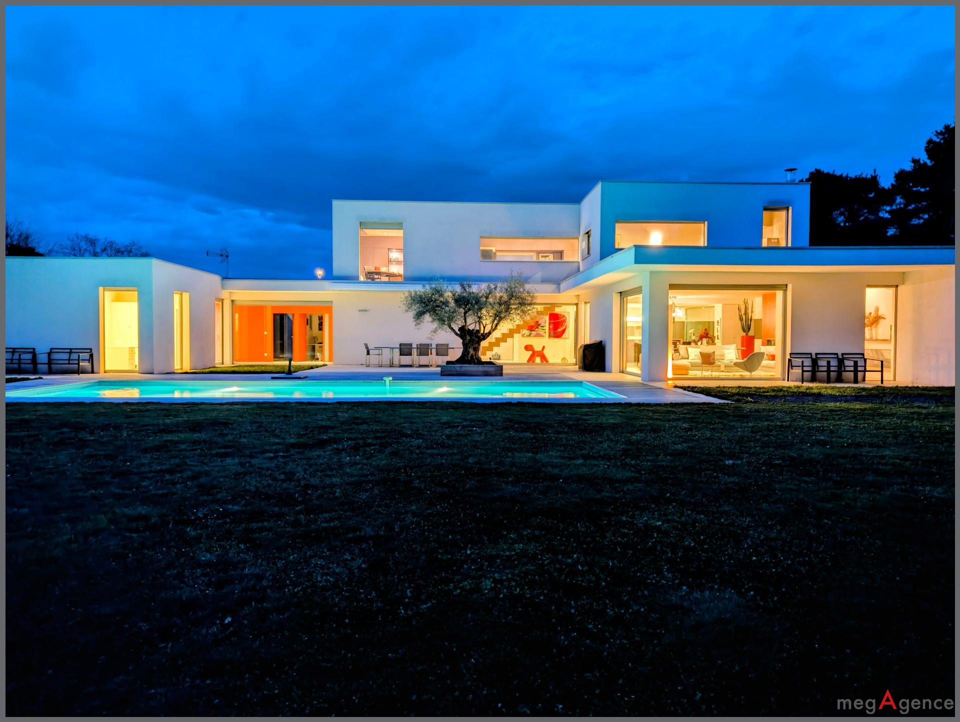 Miniature photo - 10 / 10