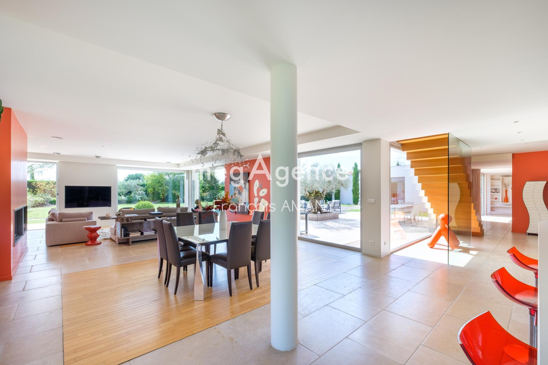 Miniature photo - 4 / 10