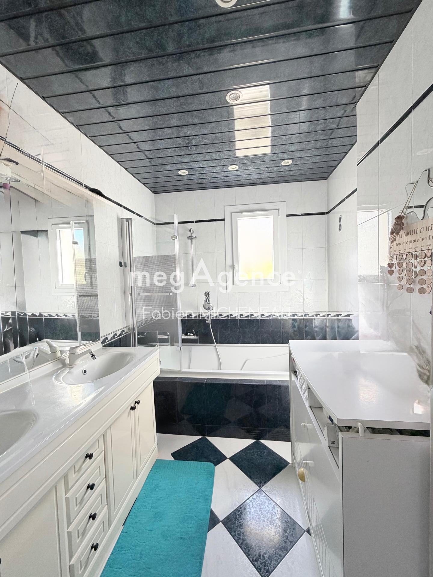 Miniature photo - 9 / 15