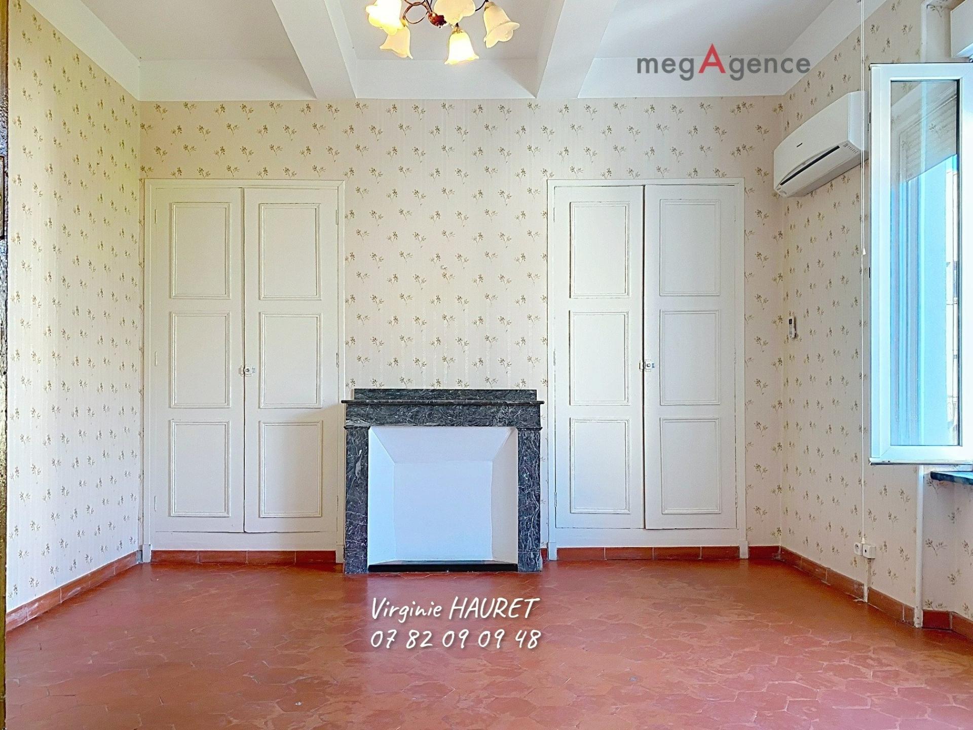 Miniature photo - 12 / 16