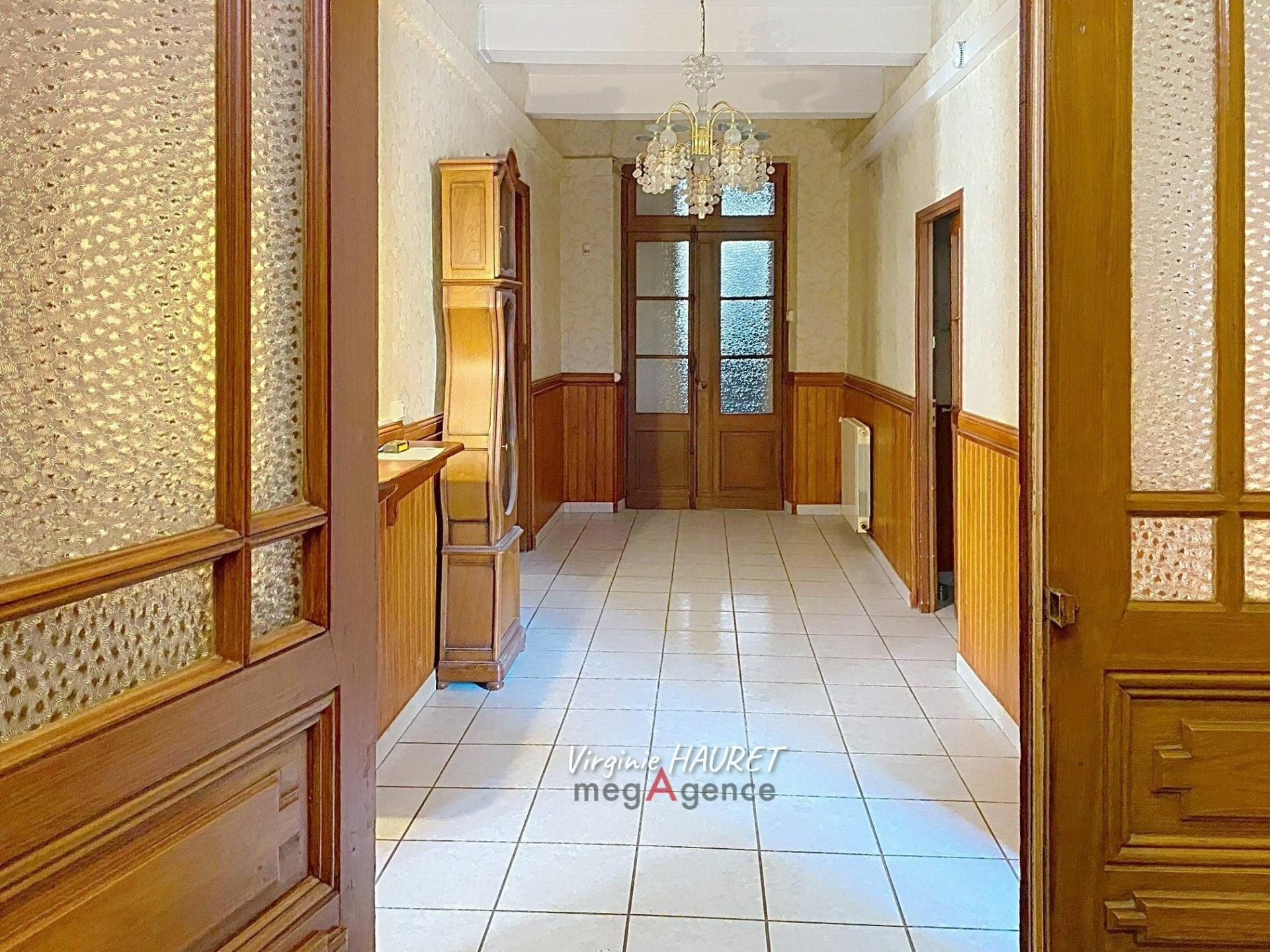 Miniature photo - 8 / 16