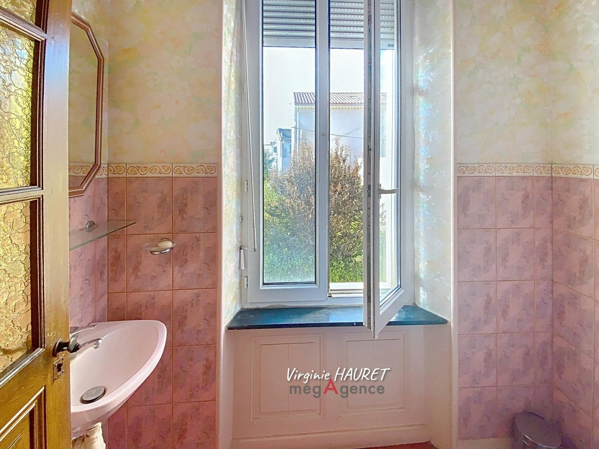 Miniature photo - 11 / 16